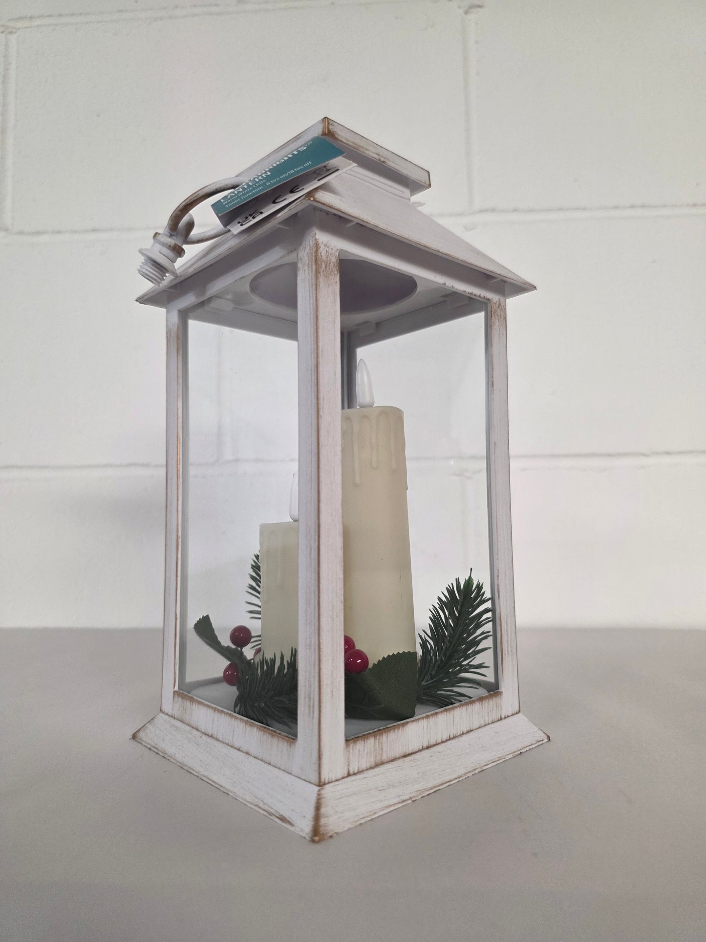 Triple Flicker Lantern 27cm White