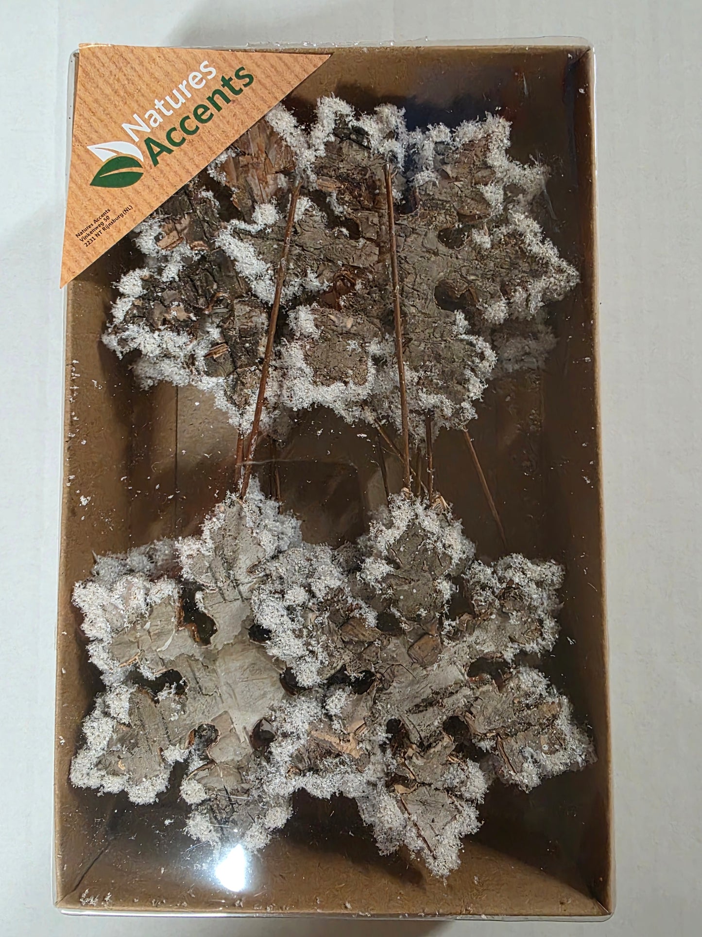 Snowflakes On Wire Snow Birchbark 8cm X12