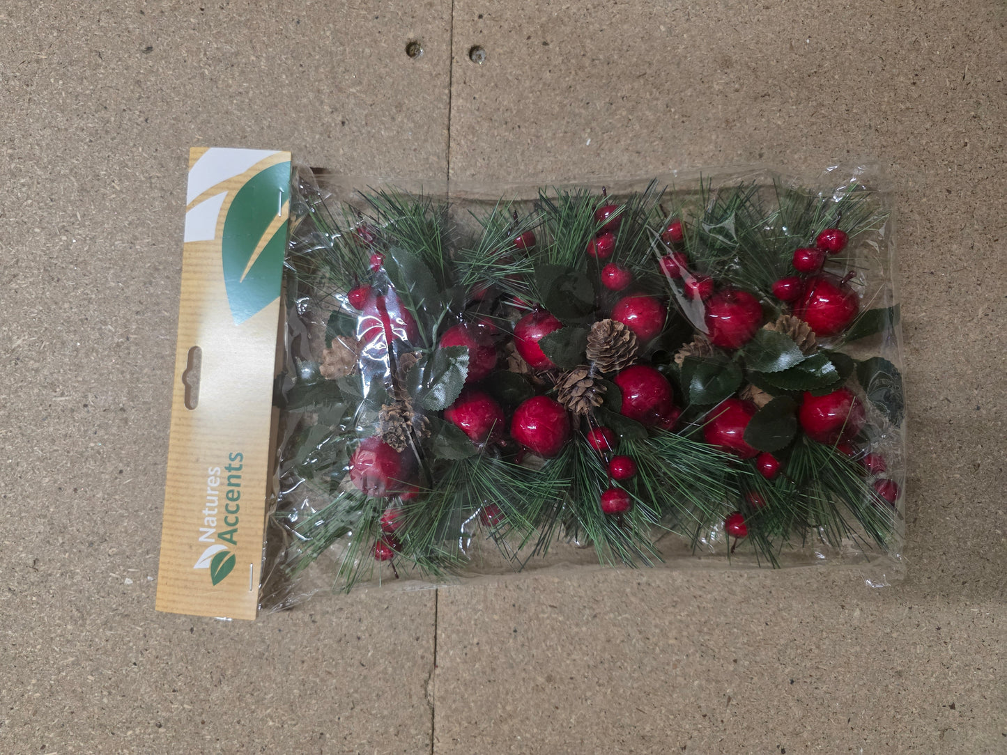 Pick Pinecone Apple Red 17cm X12