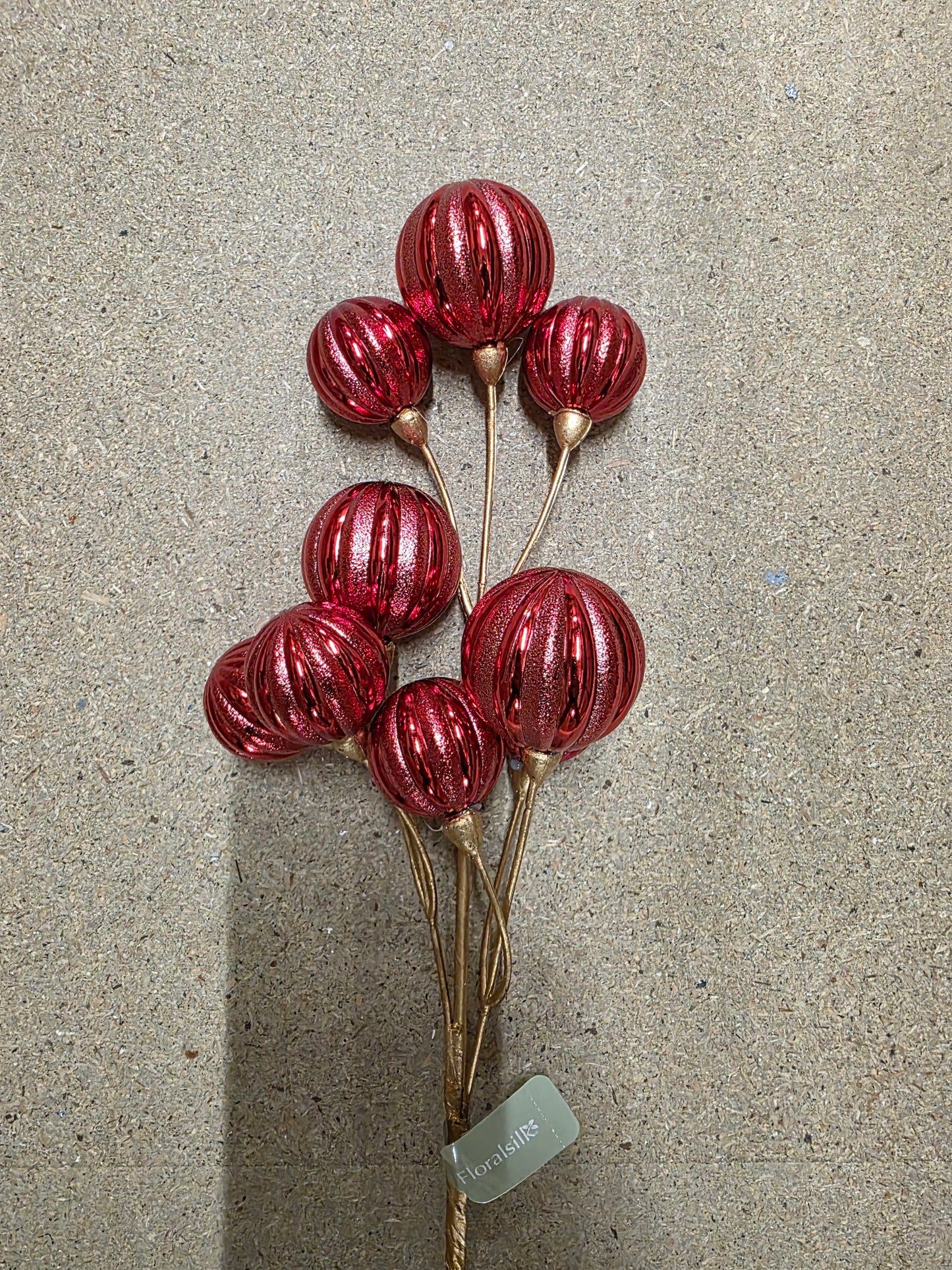 Bauble Spray Red 51cm