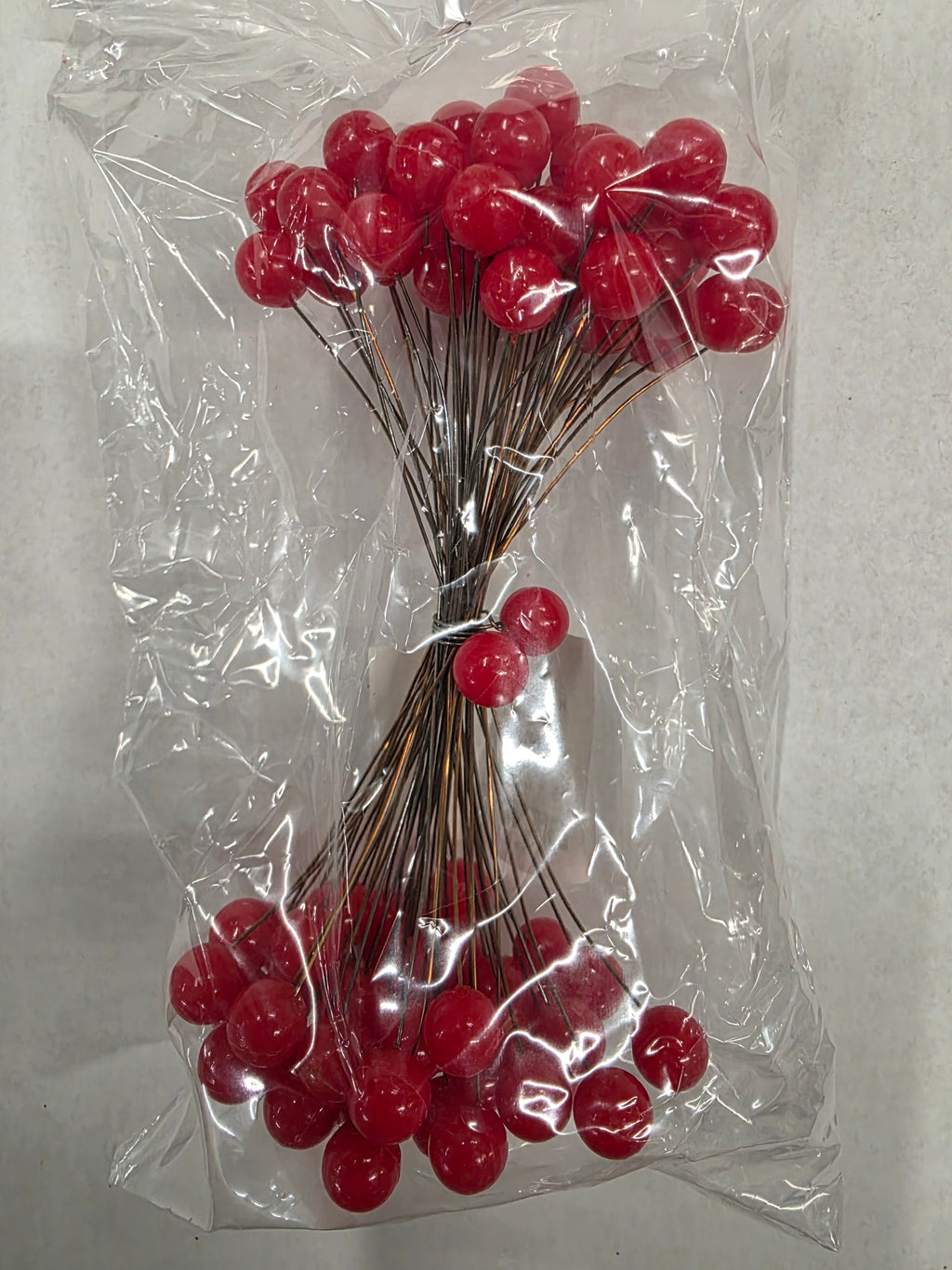 Plastic Holly Berrys Wired X50  (PACK OF 3)