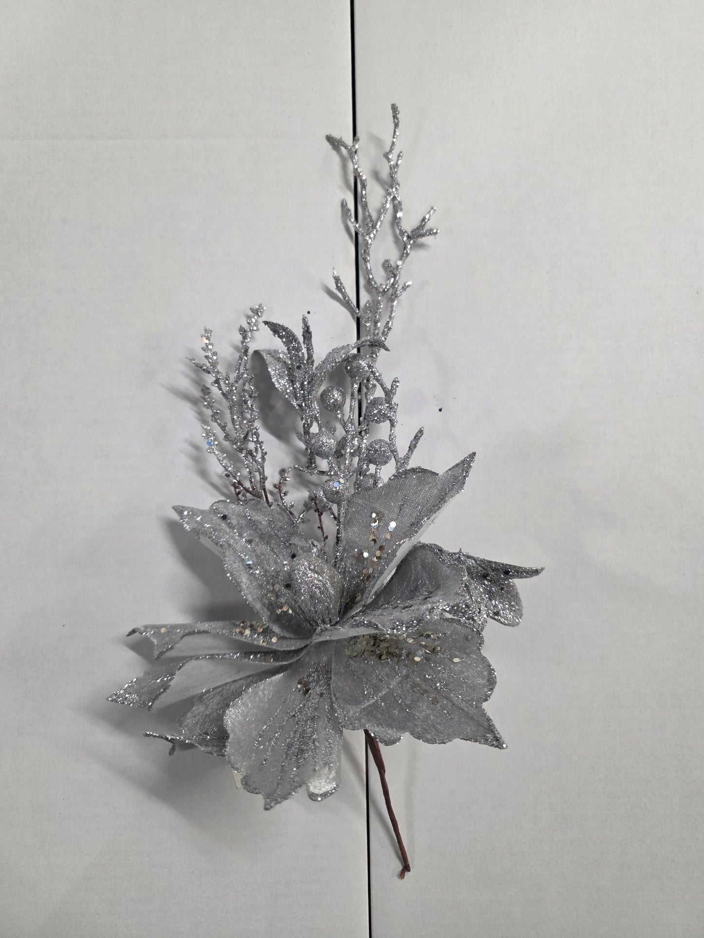 Pick Foliage Flower 40cm Silver