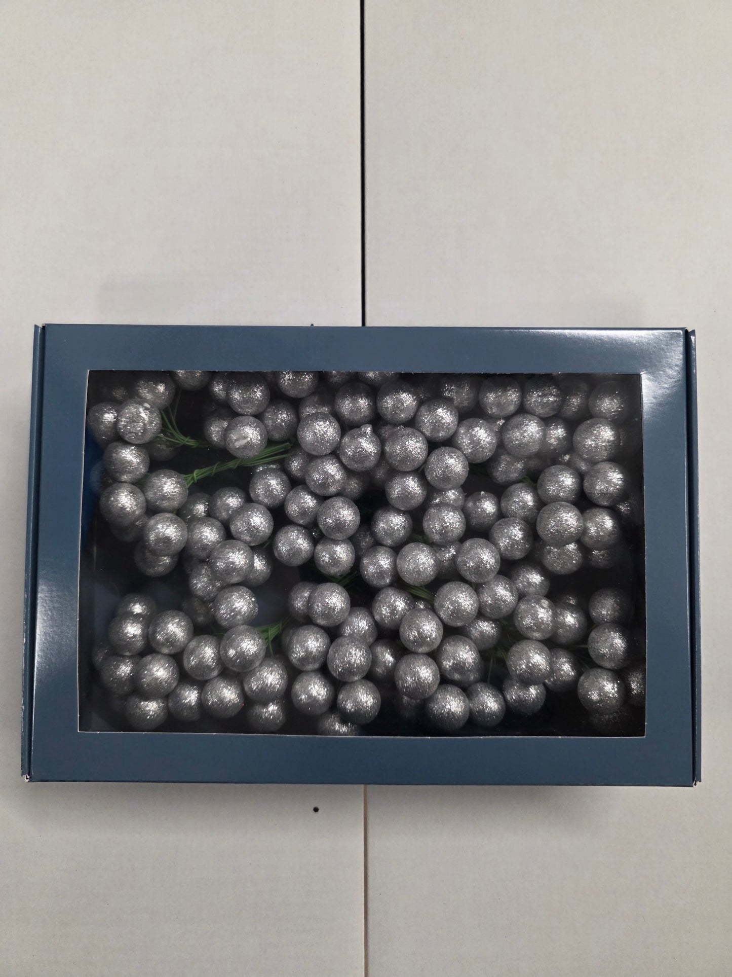 Wired Glitter Balls Silv 20mm X18 Bunches