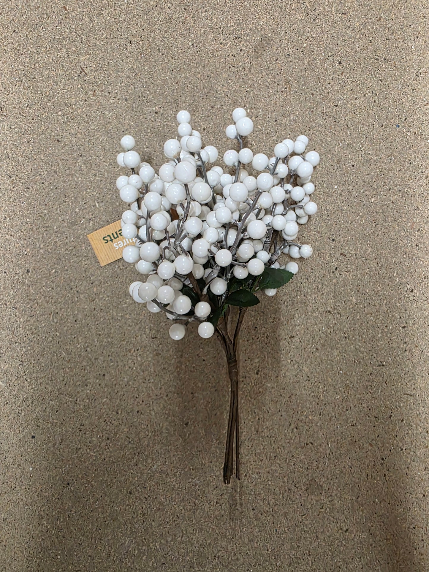 Pick Berry X6 Stems White 30cm