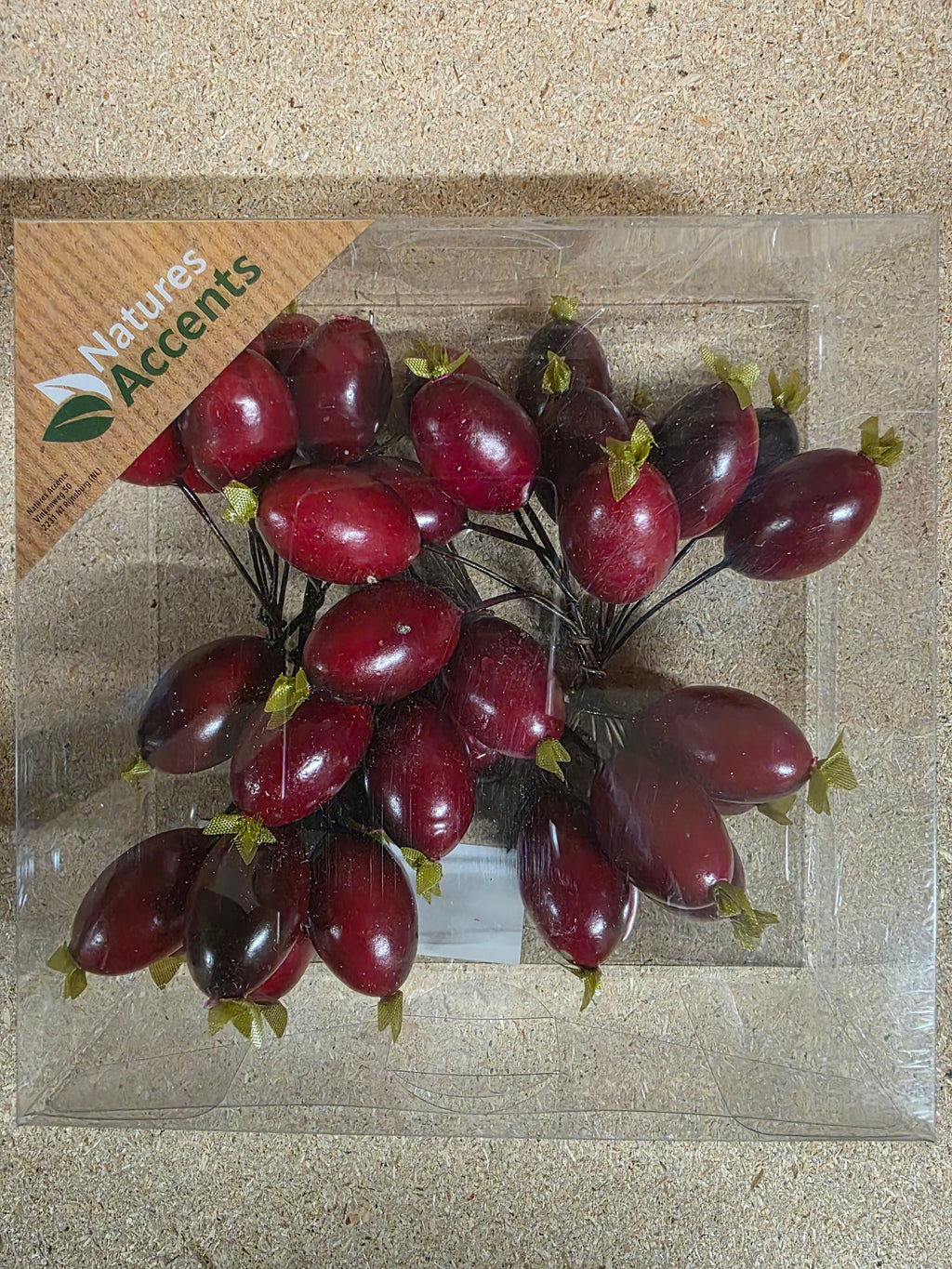 Rose Hips On Wire Red 4cm X36