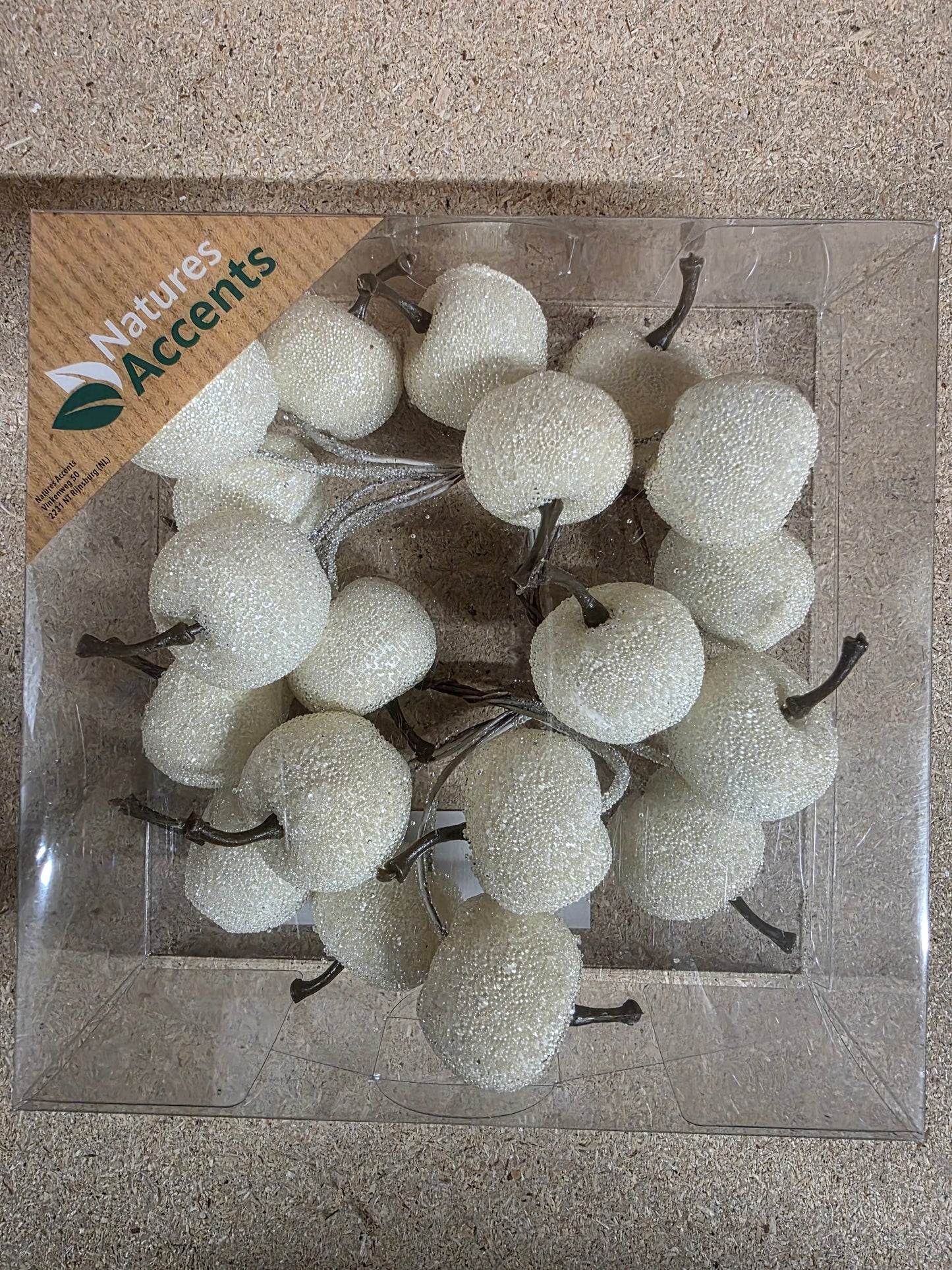 Apples Frosted On Wire 3cm X20 White