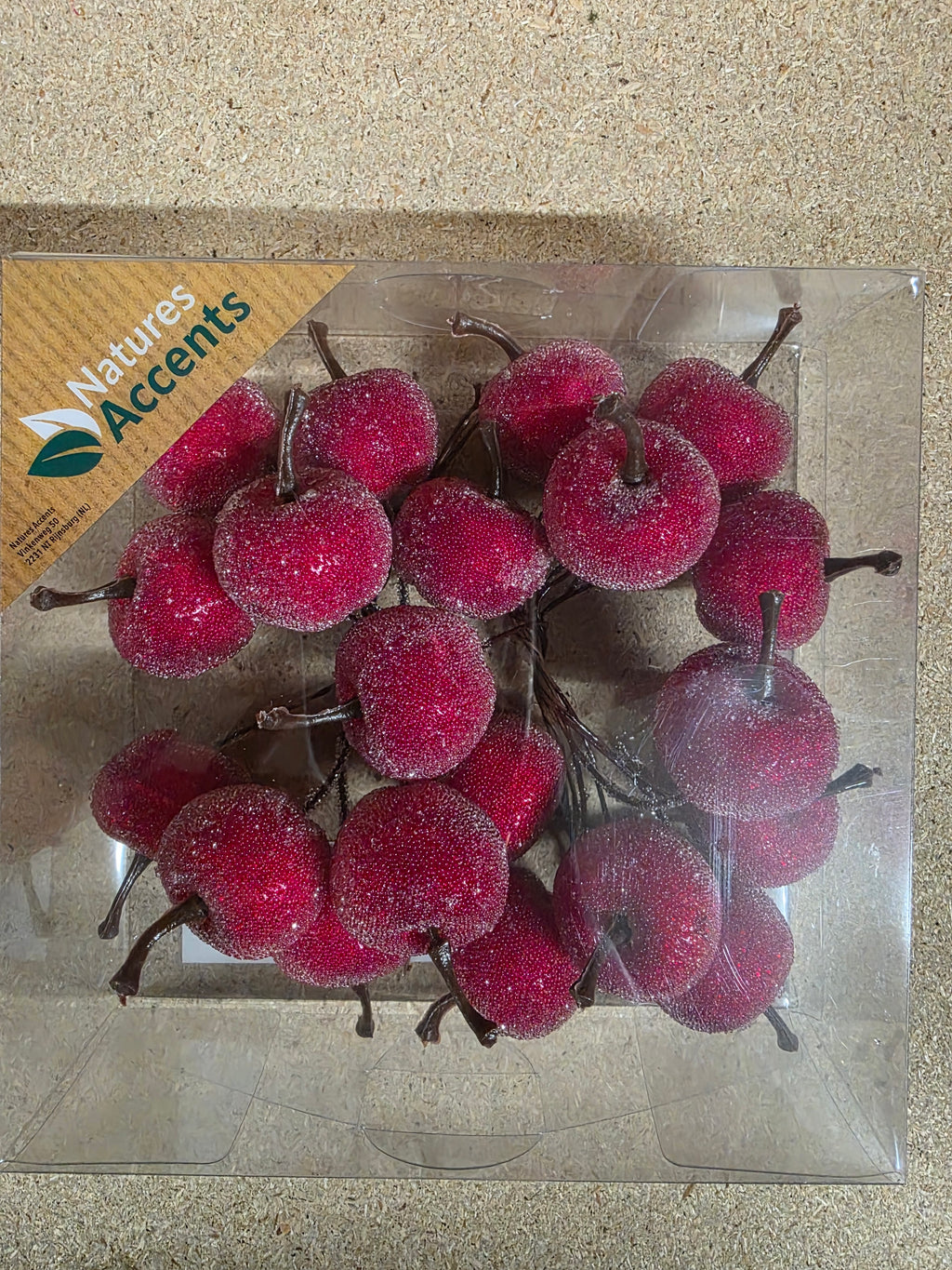 Apples On Wire In Box Red 6cm X6