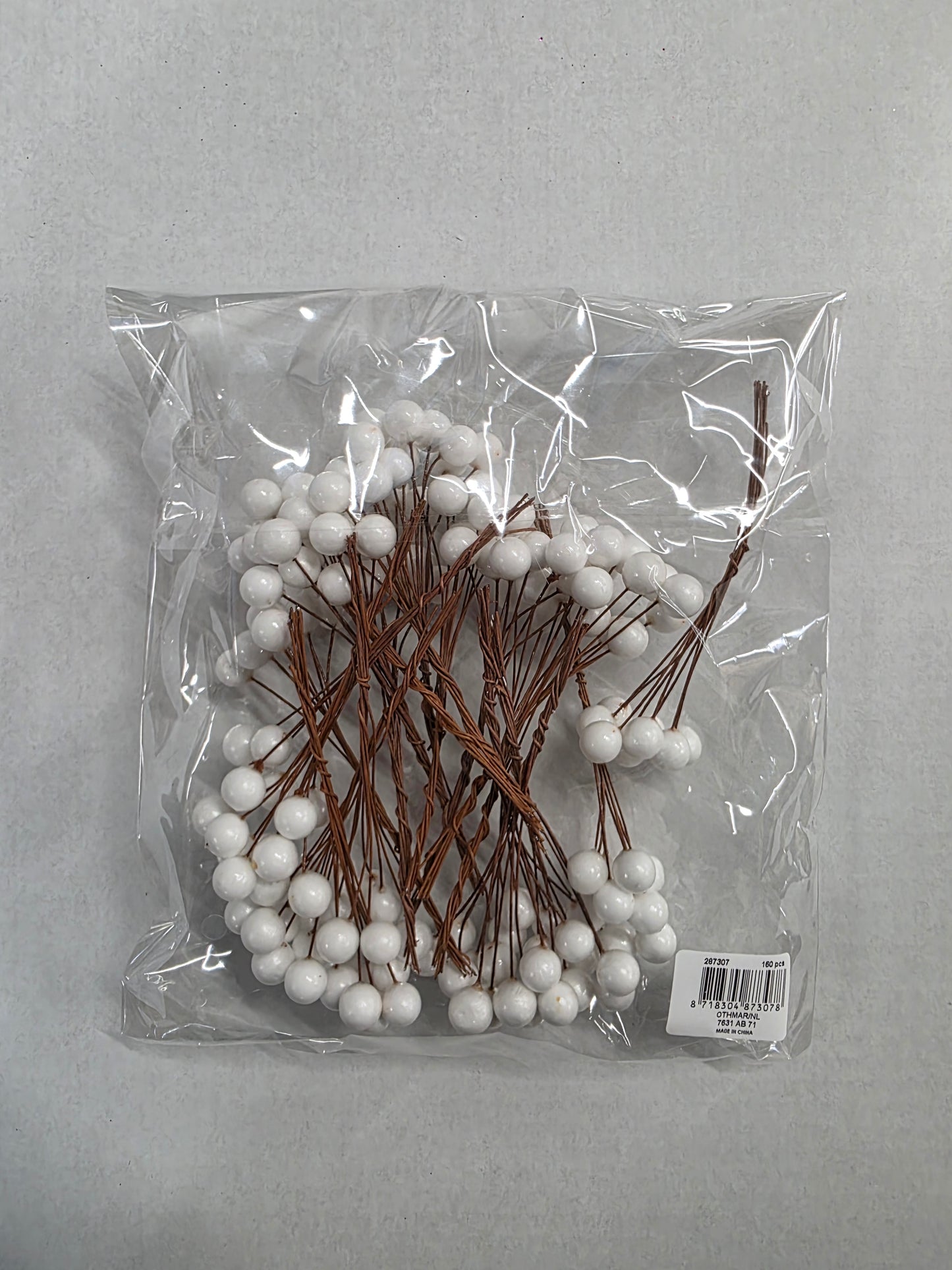 Wired Berry Bundle White 20x8