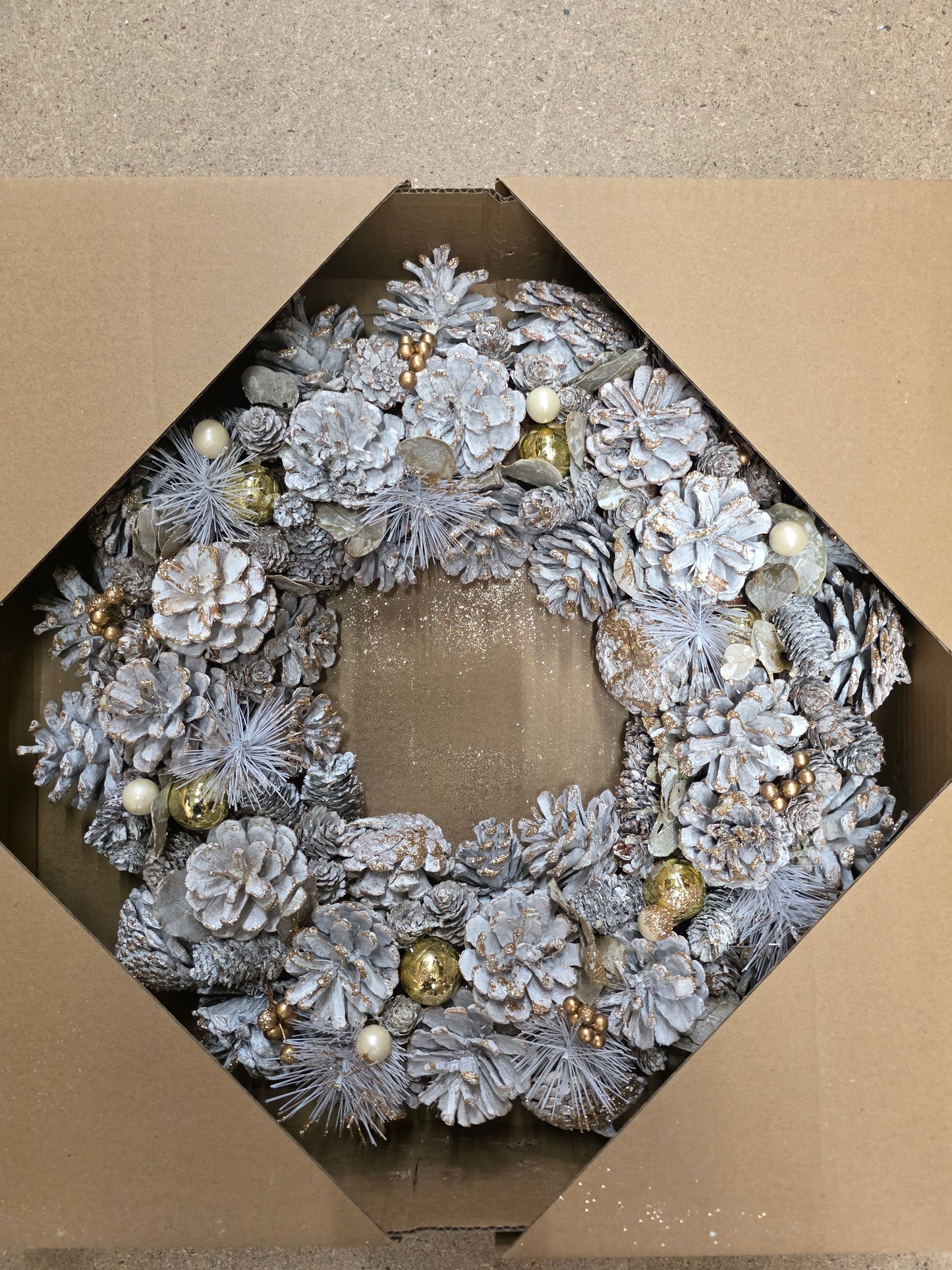 Wreath Dried Hanley White 45cm