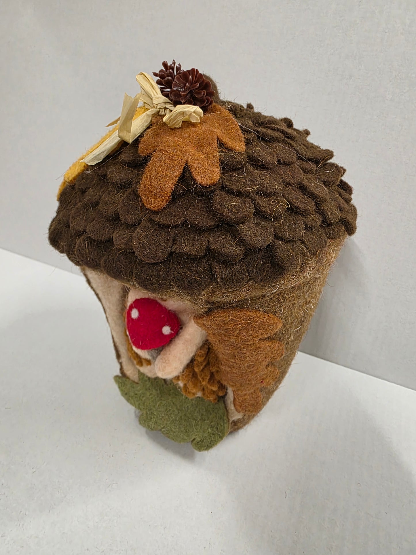 Autumn Acorn Hedgehog 26cm