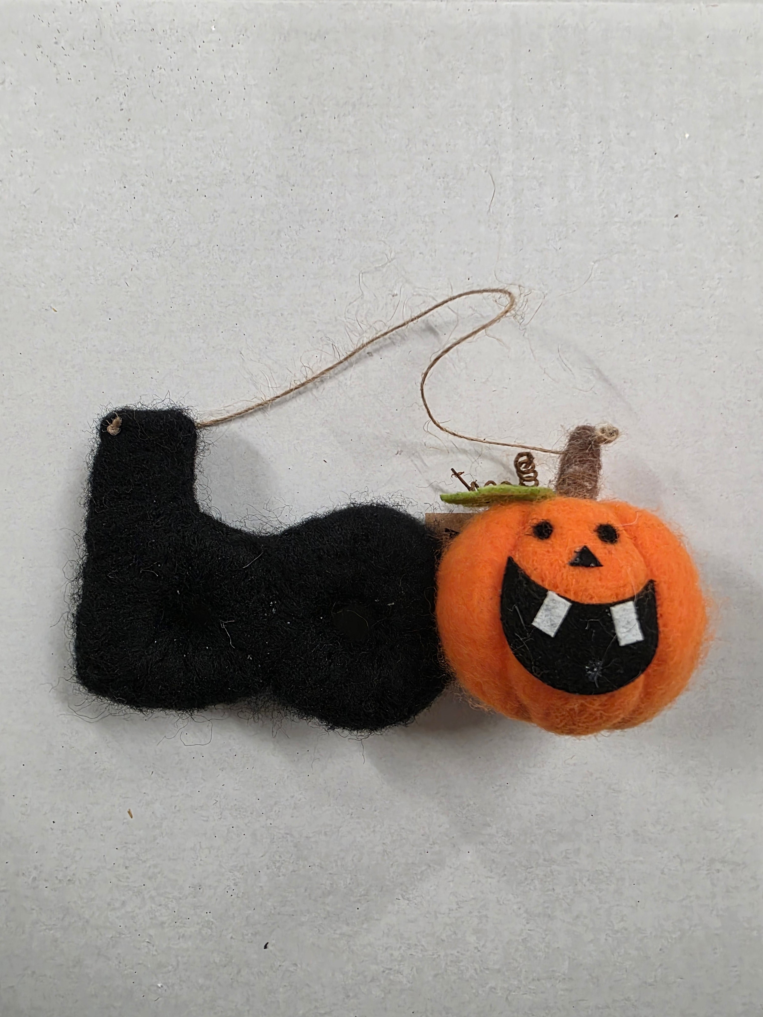 Felt Boo With Pumpkin Hanging 7cm