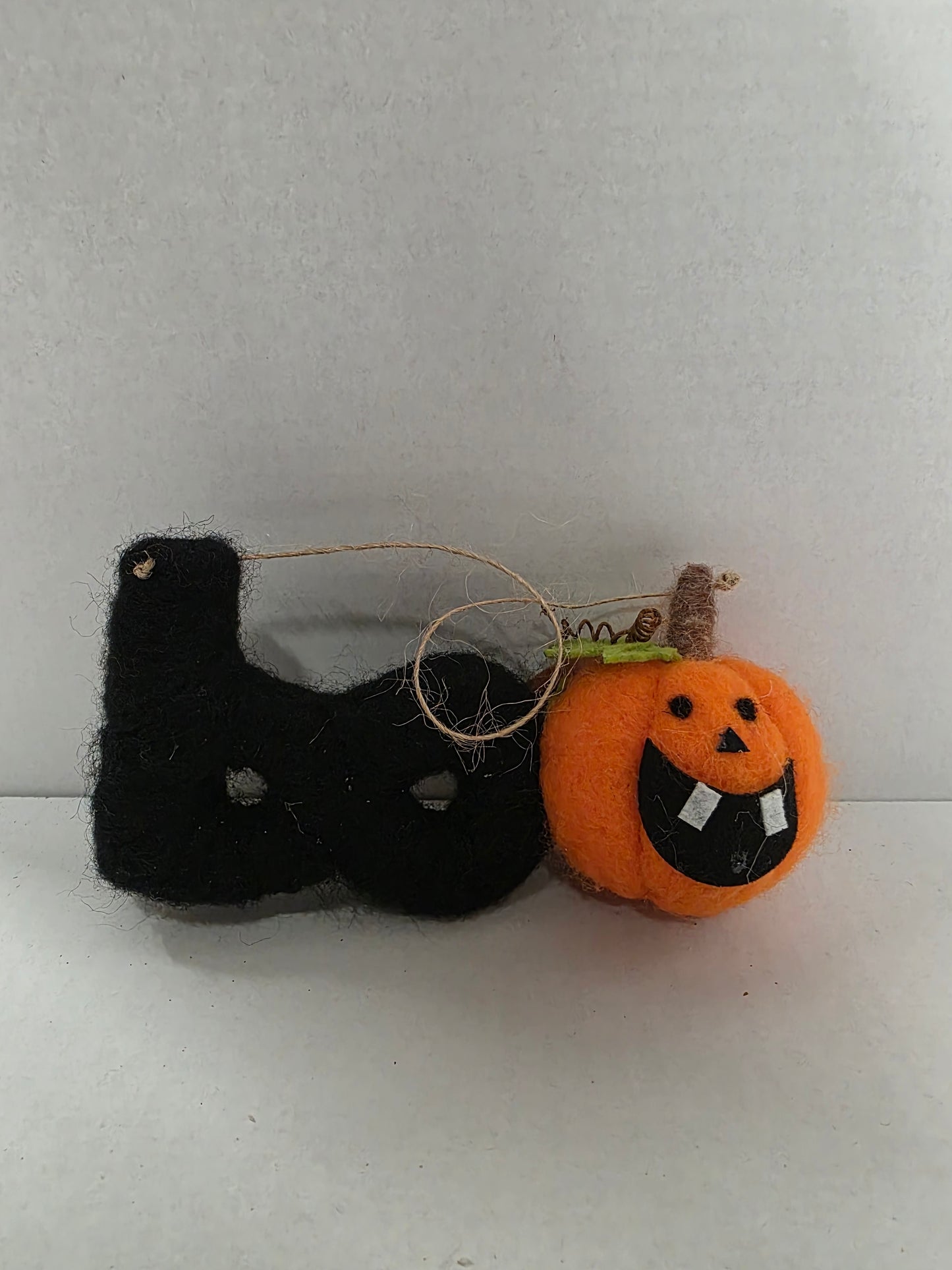 Felt Boo With Pumpkin Hanging 7cm