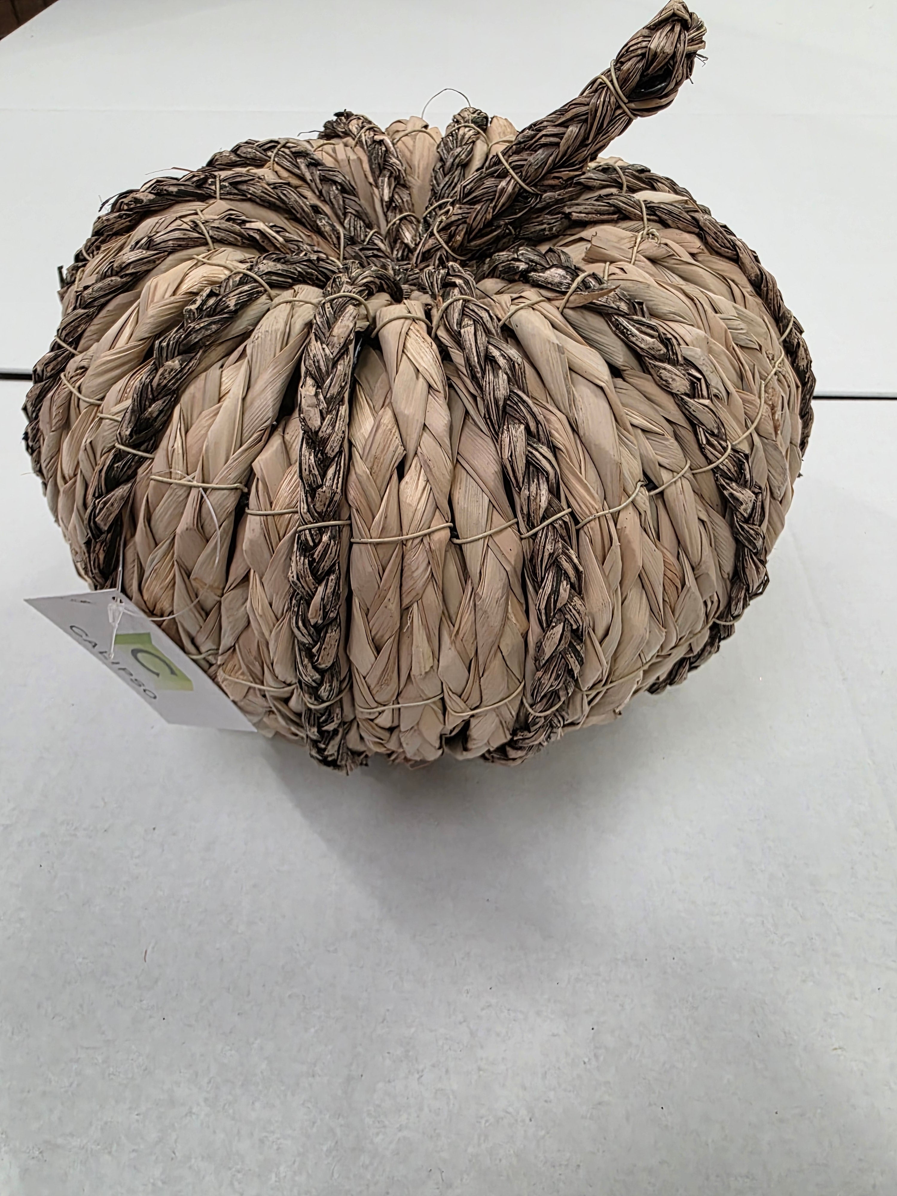Reed Pumpkin Medium 25cm