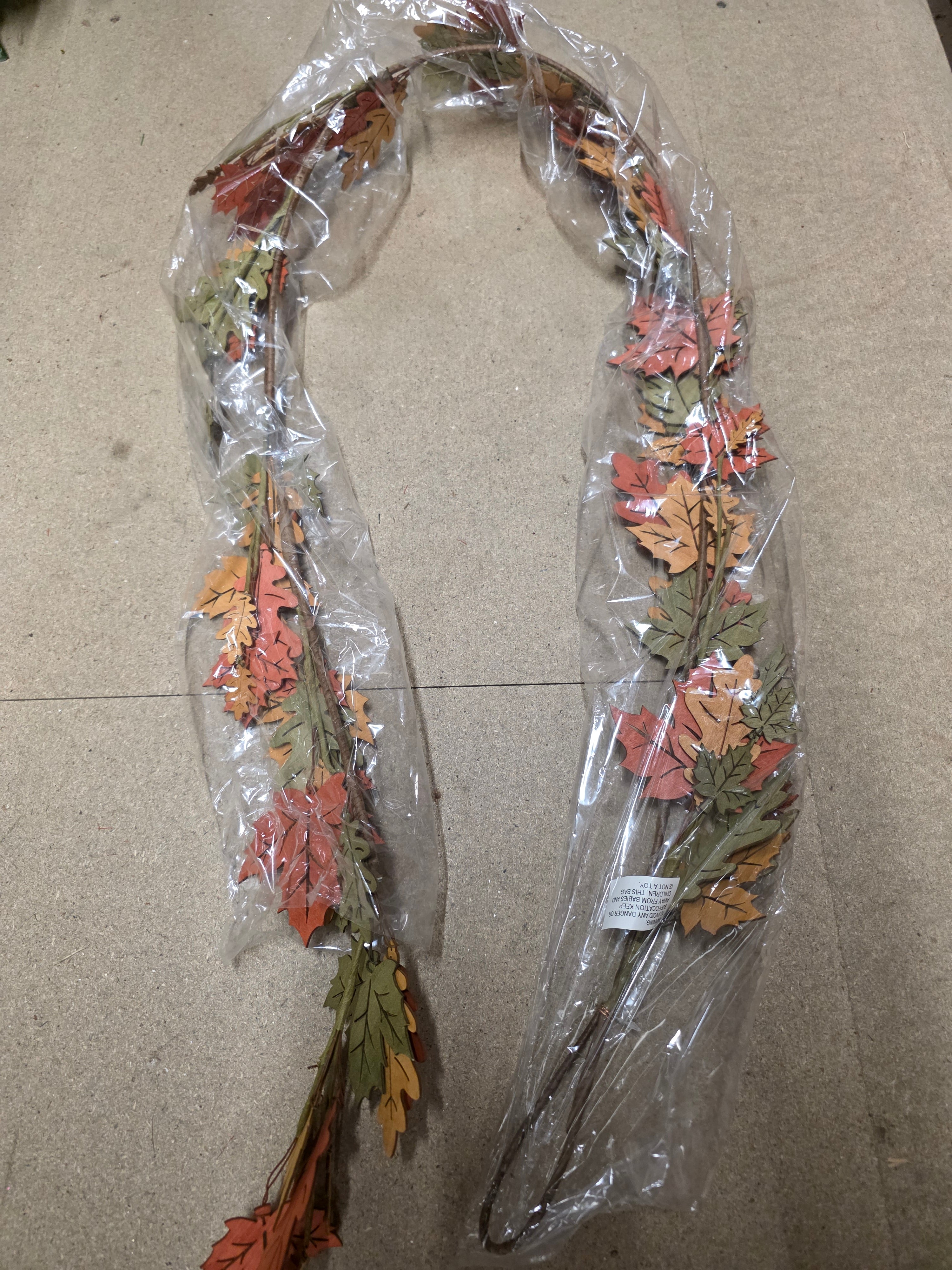 Wooden Maple & Oak Garland 180cm