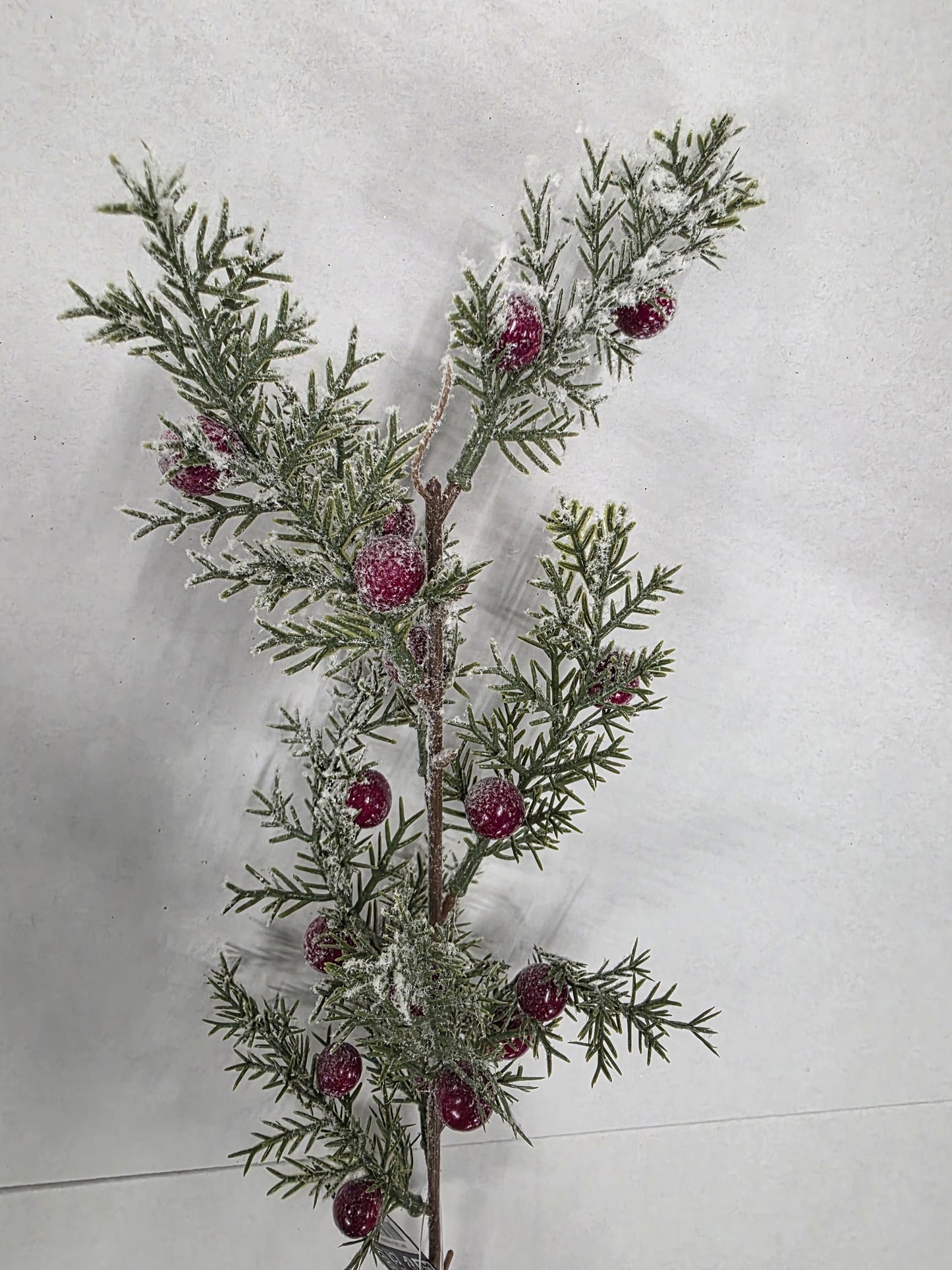 Pine Spray Berries Green 67cm