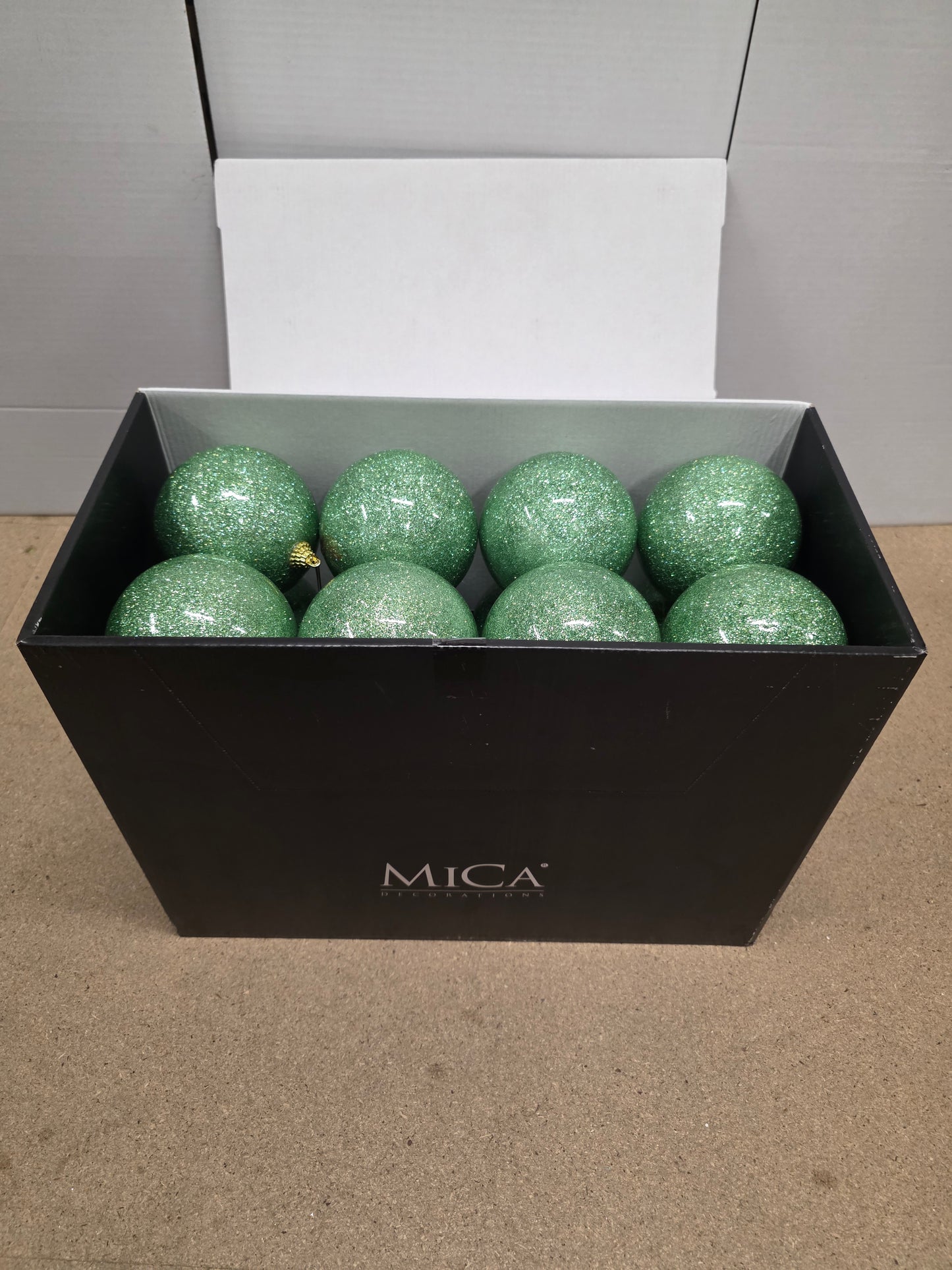 Bauble Unbreakable 10cm Green X24