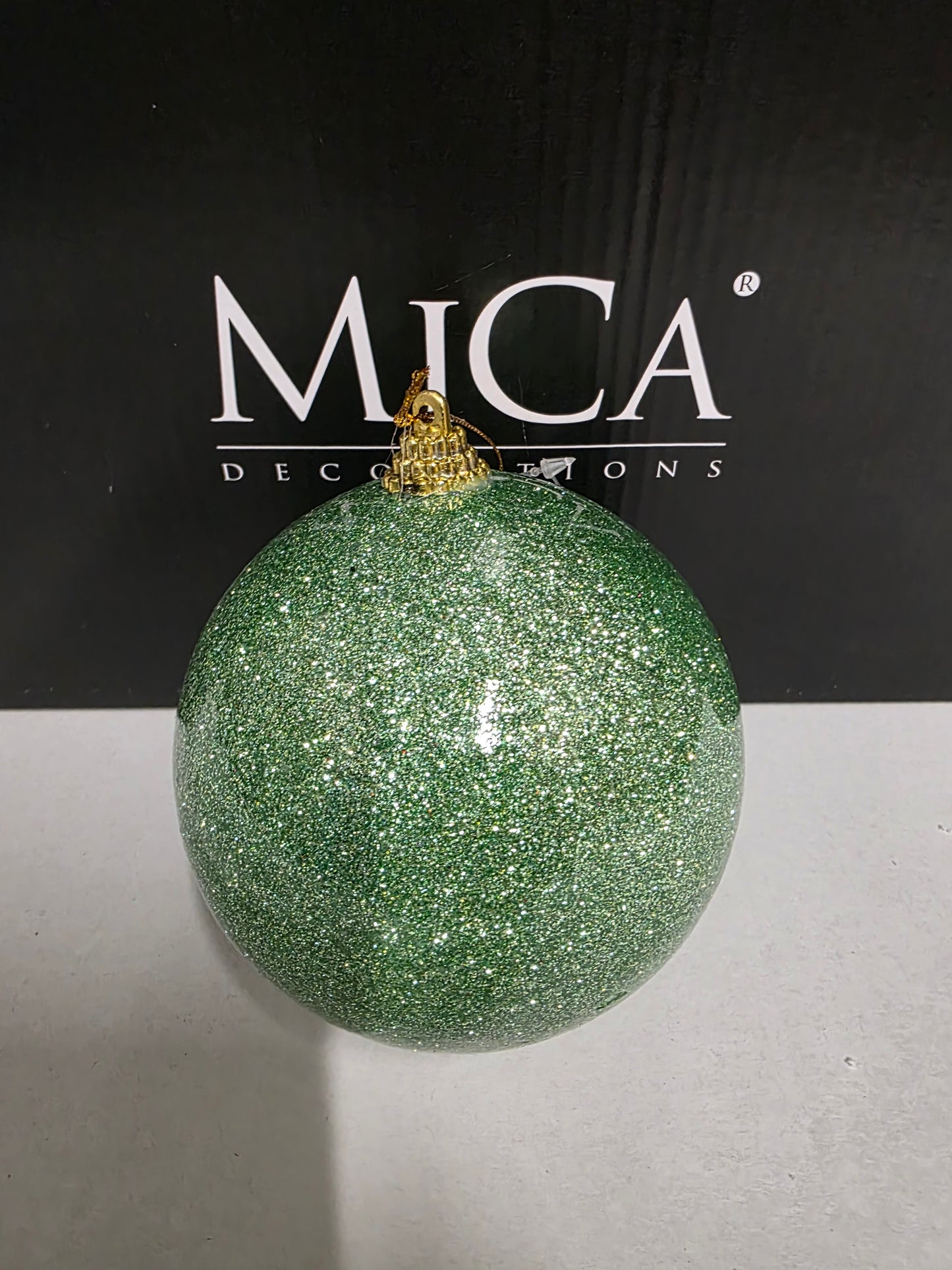 Bauble Unbreakable 10cm Green X24