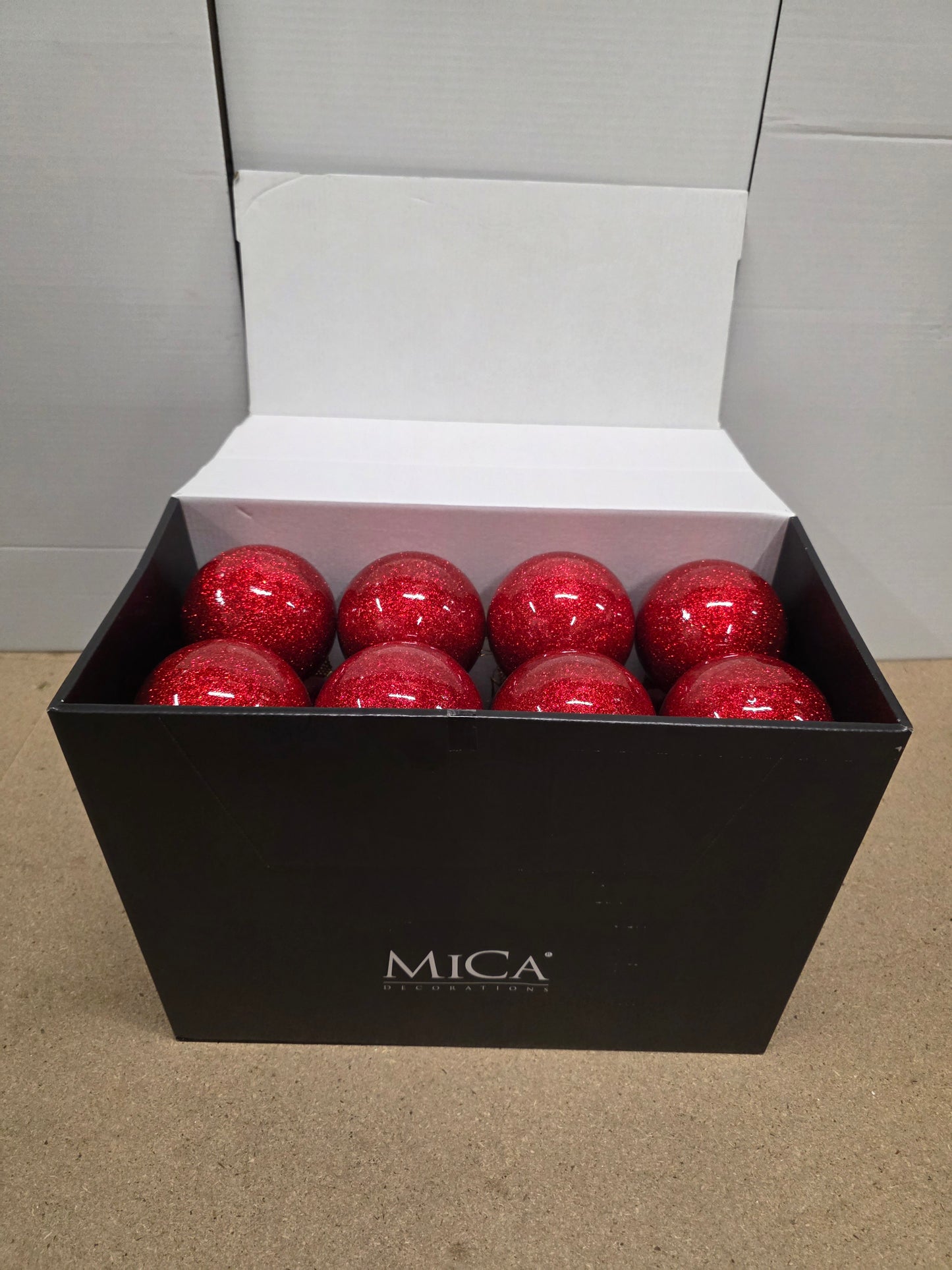 Bauble Unbreakable 10cm Red X24