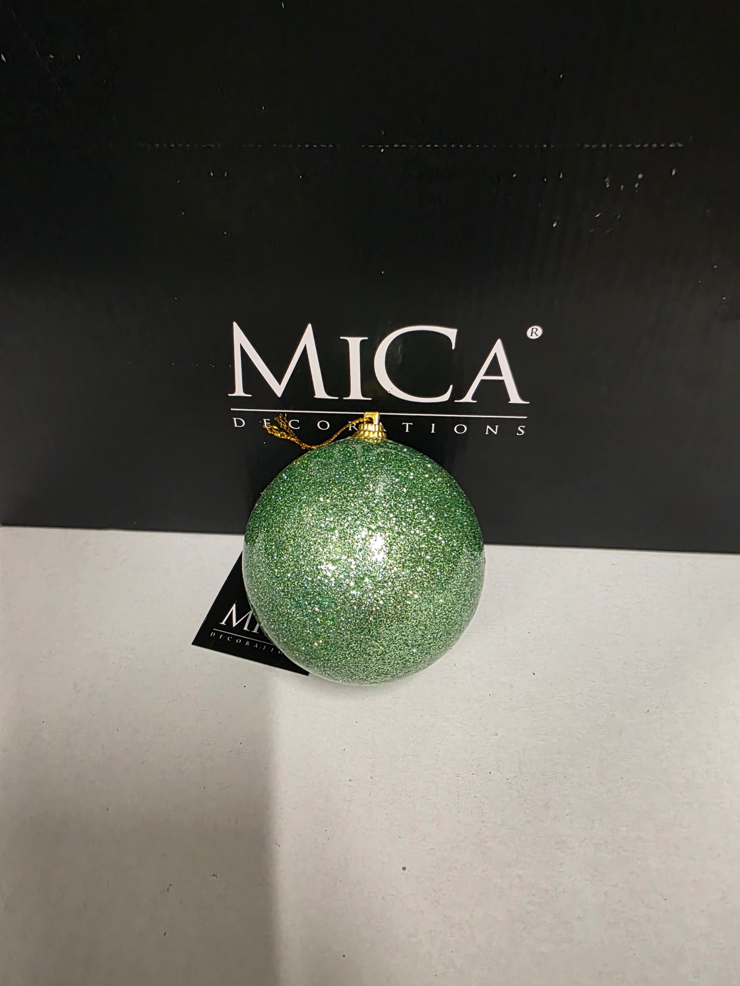 Bauble Unbreakable 8cm Green X24