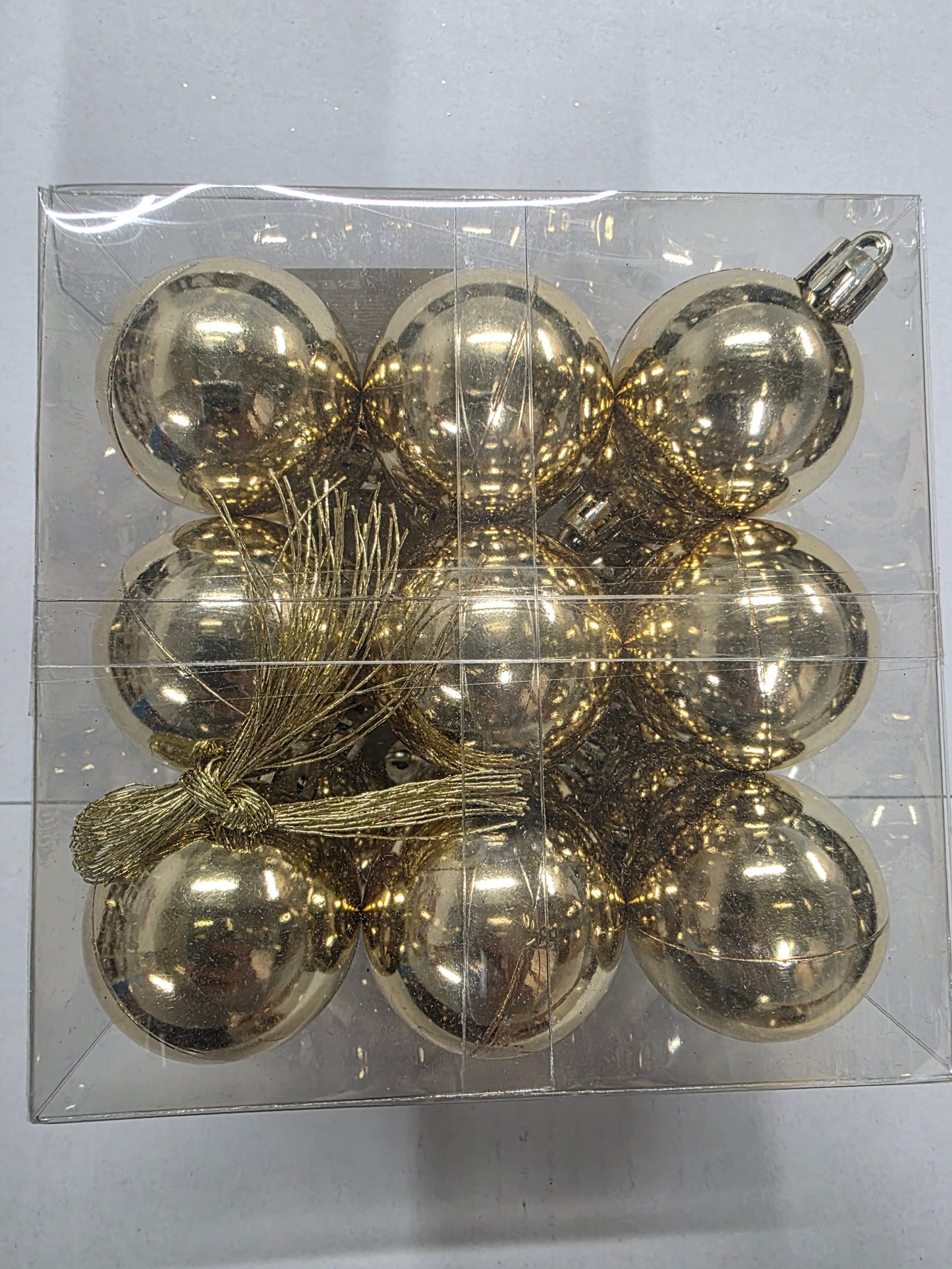 Baubles Plastic Gold 40mm X27