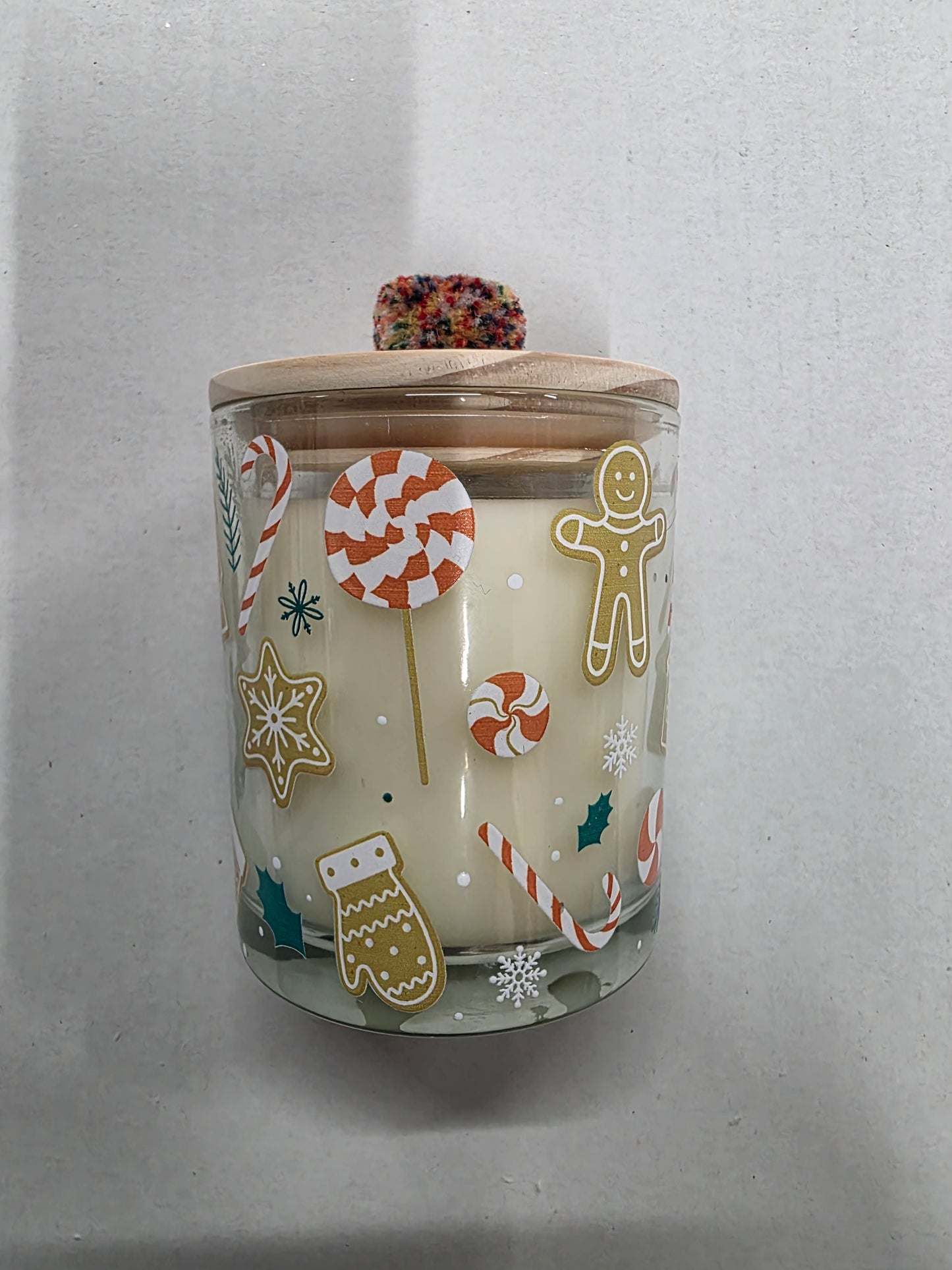 Candle Gingerbread Pompom 12x8cm