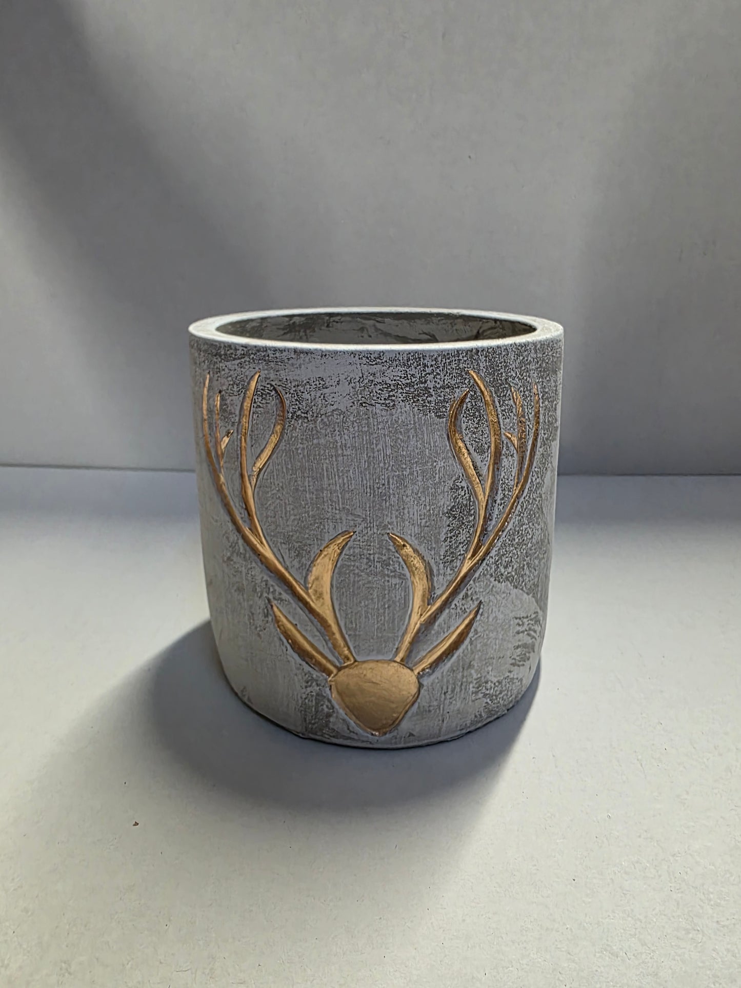 Cement Pot Grey Gold Stag Head 13cm