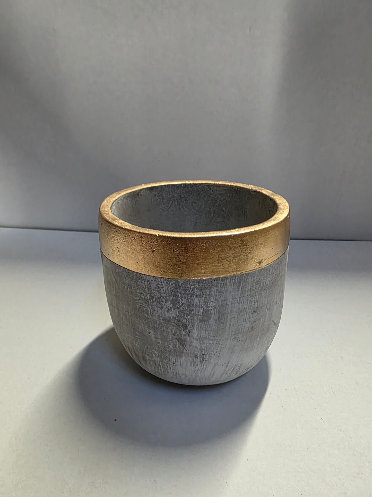 Cement Pot Grey With Gold Band 13cm