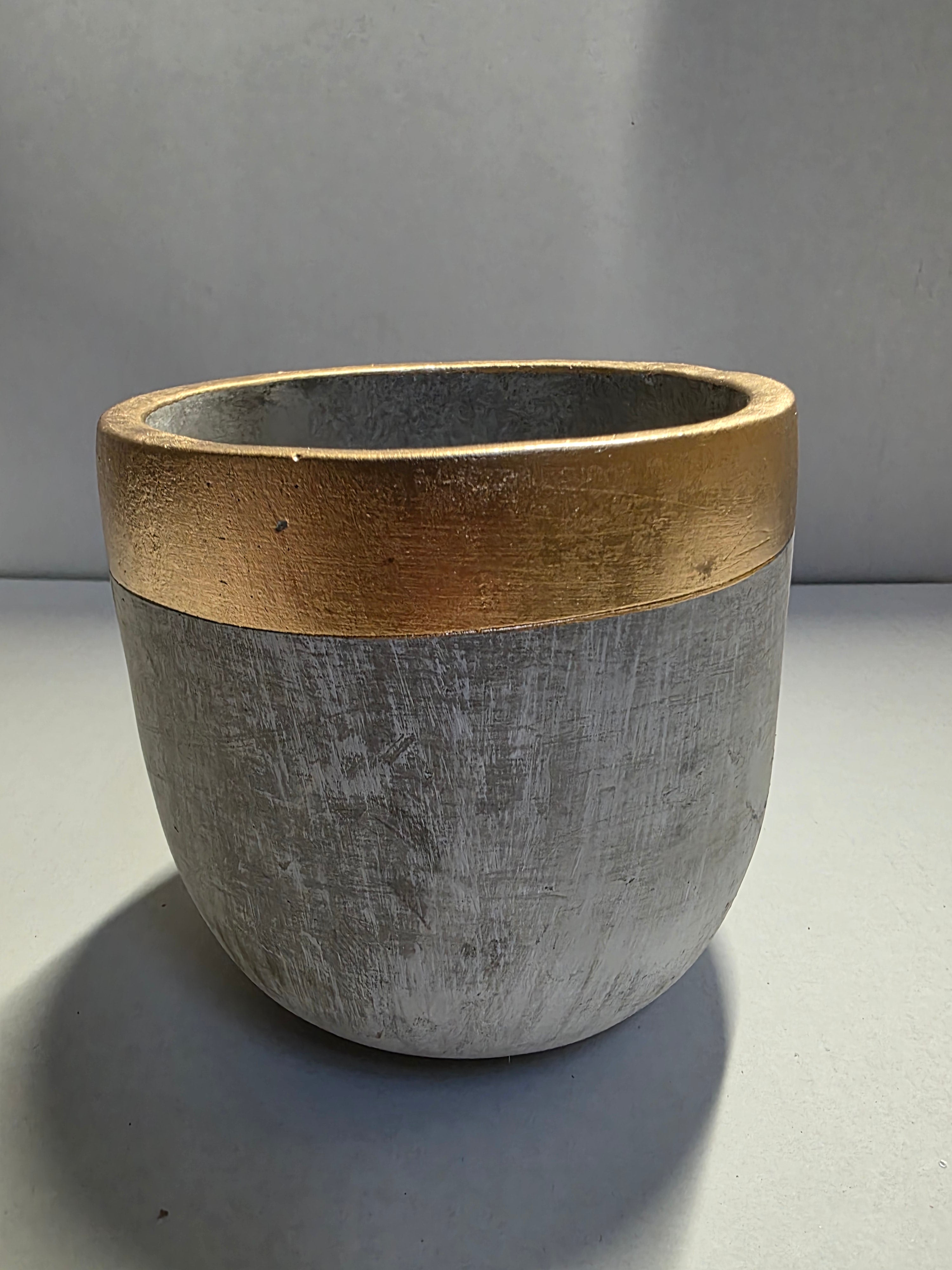 Cement Pot Grey With Gold Band 13cm