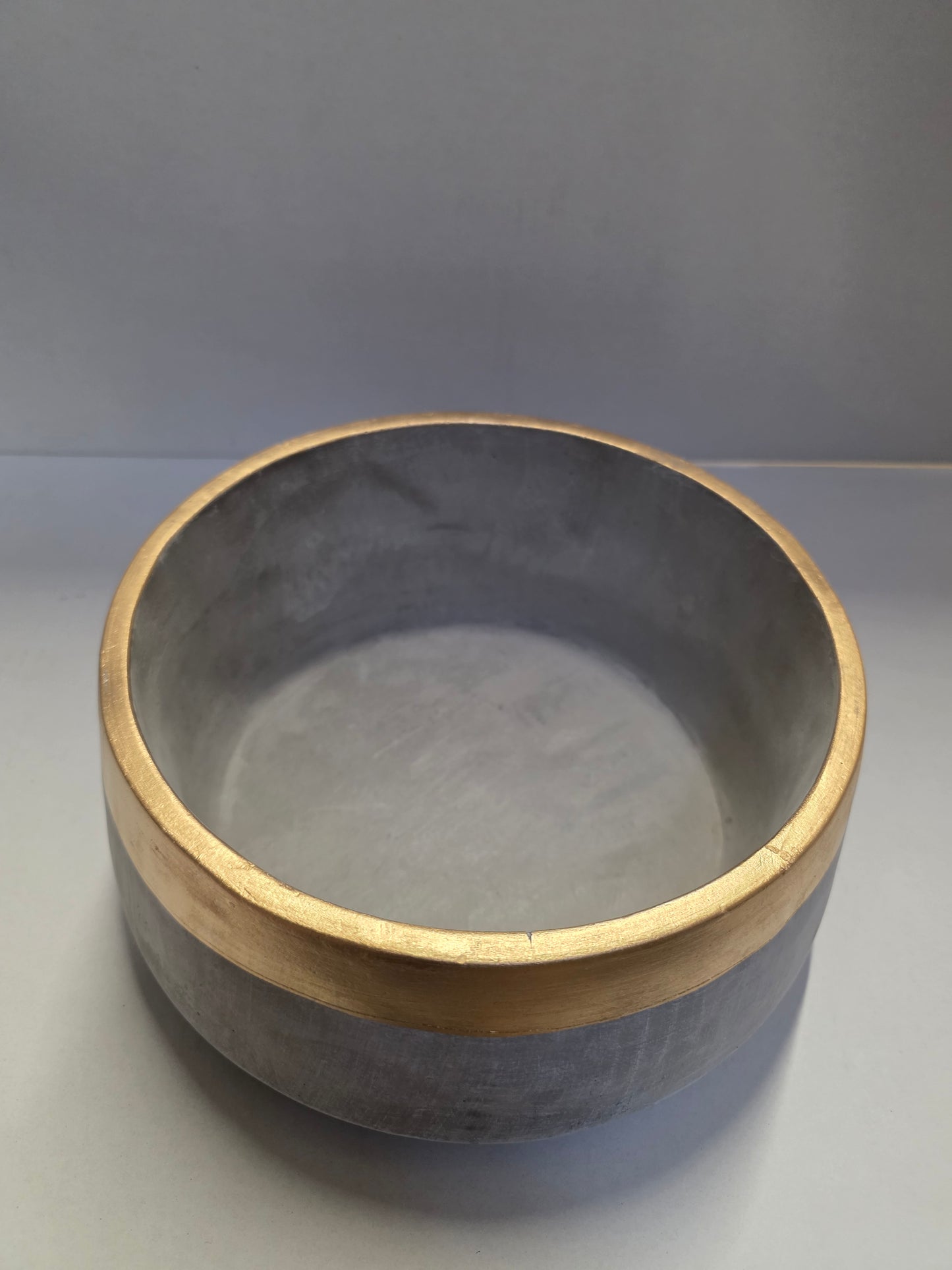 Cemet Bowl Grey With Gold Band 25x11cm