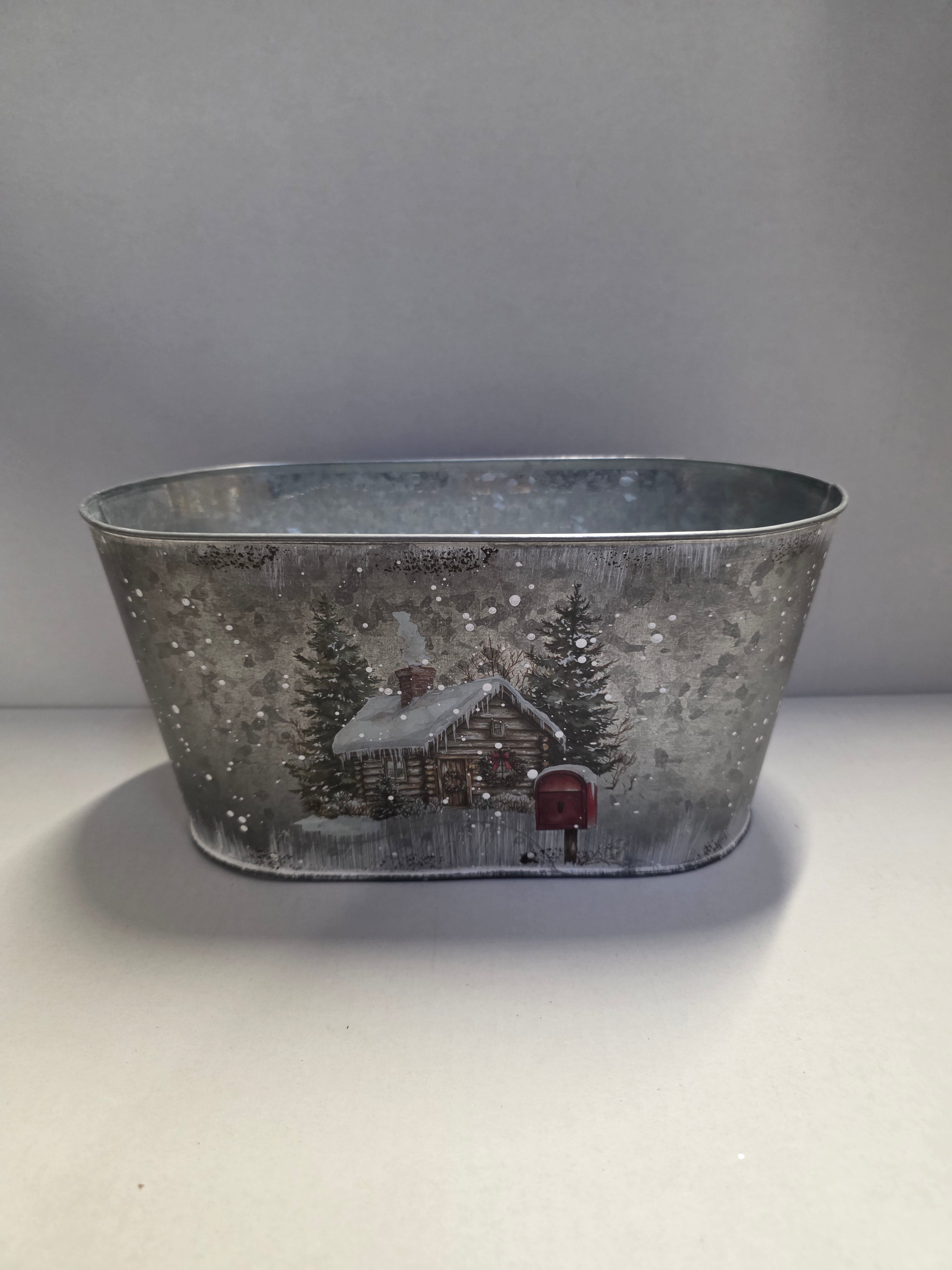 Christmas Cottage Oval Zinc 29x16x14cm