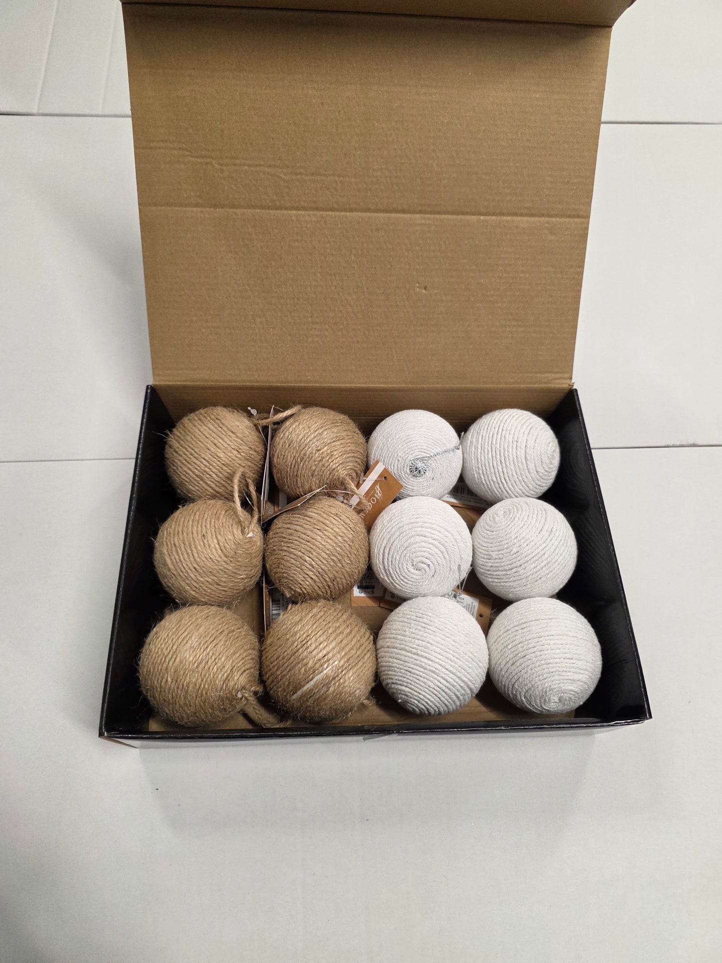 Bauble Jute Natural/white 8cm X12