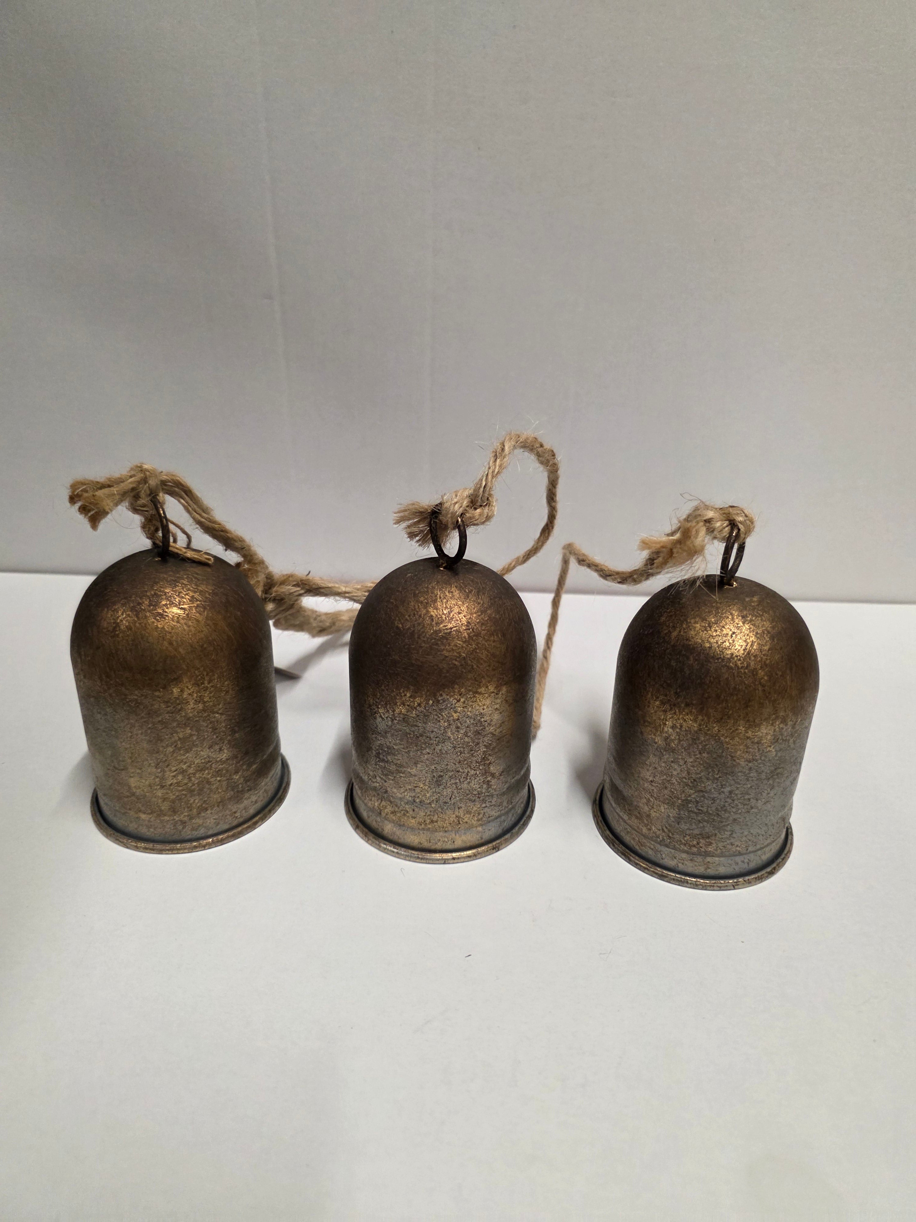 Hanger Bell 68cm
