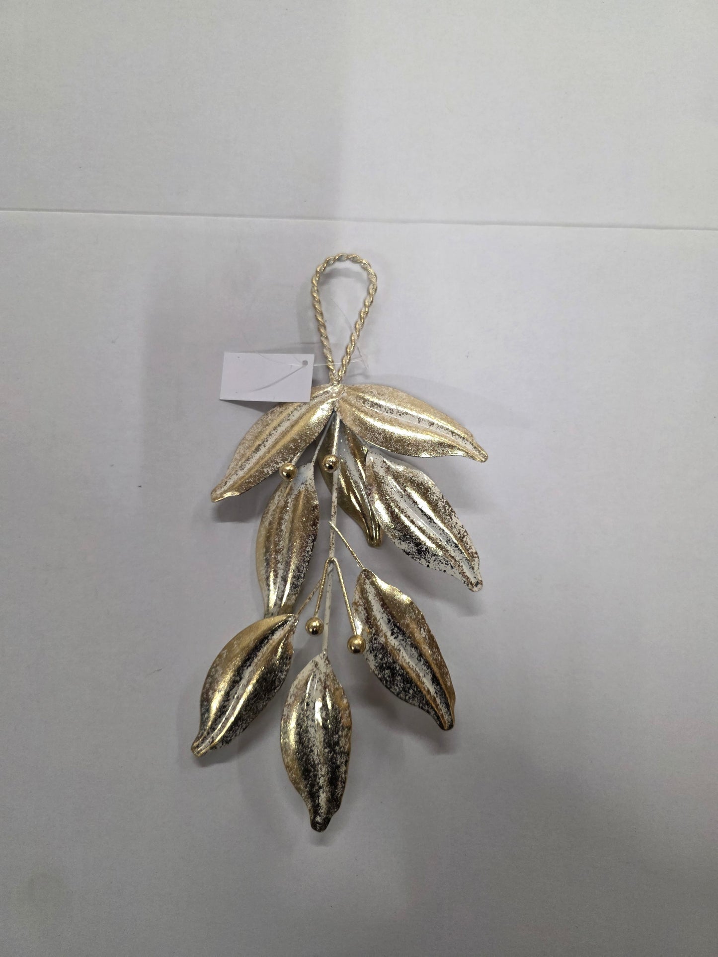 Hanger Leaf Snow Assorted 12x3x27cm