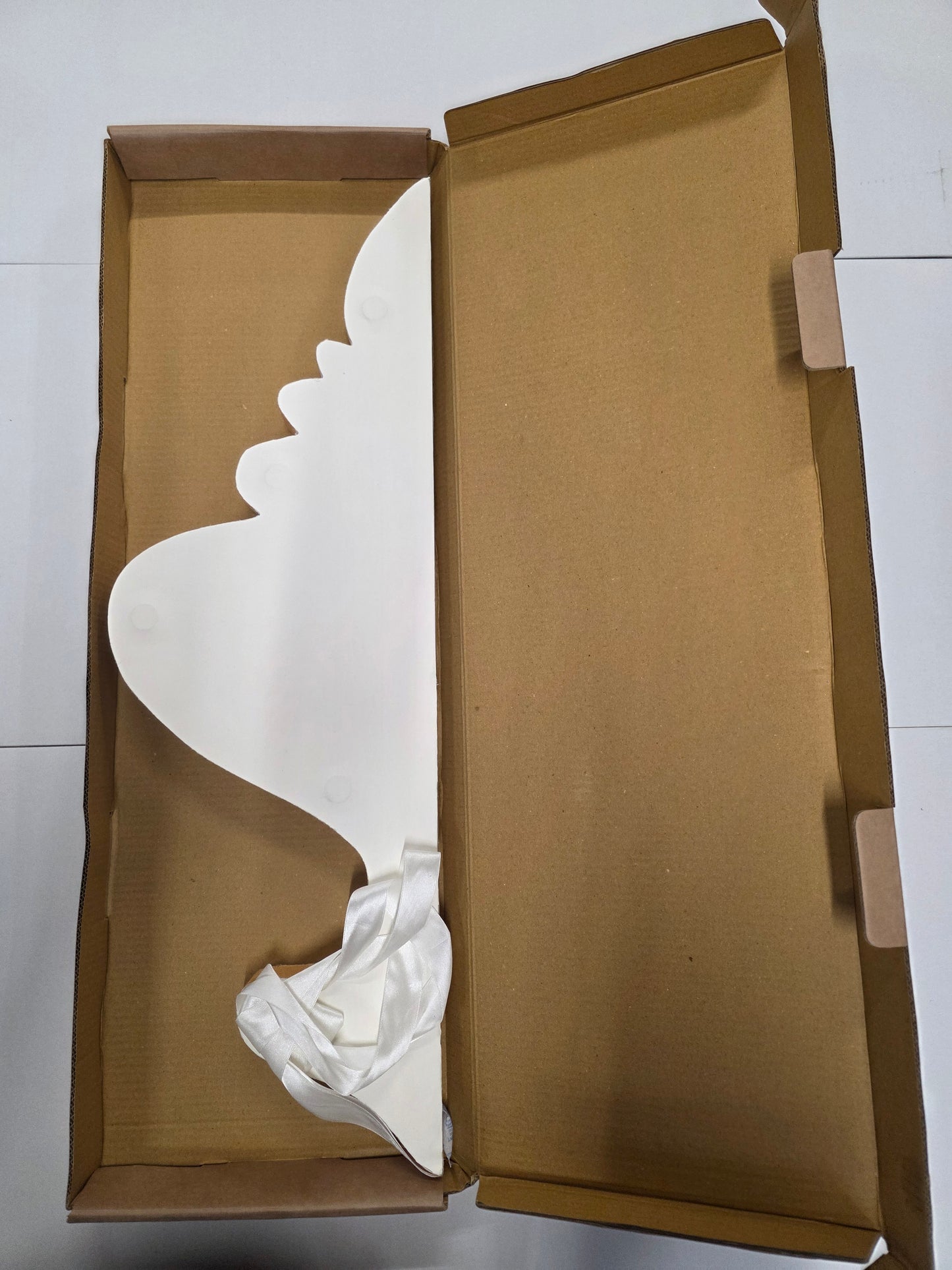 Hanging Paper Chandelier 75x50cm