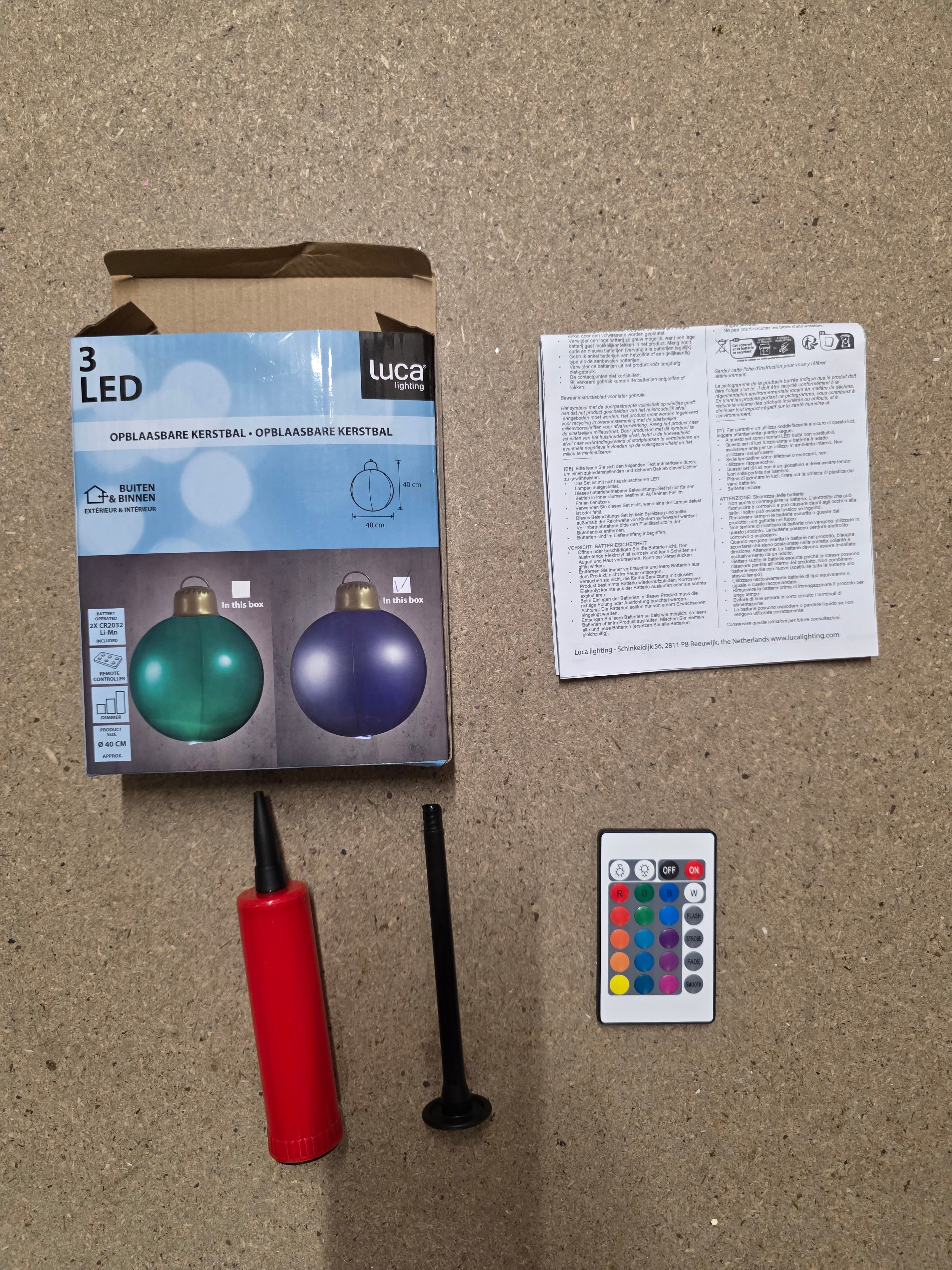 L E D Inflatable Bauble 40cm Red
