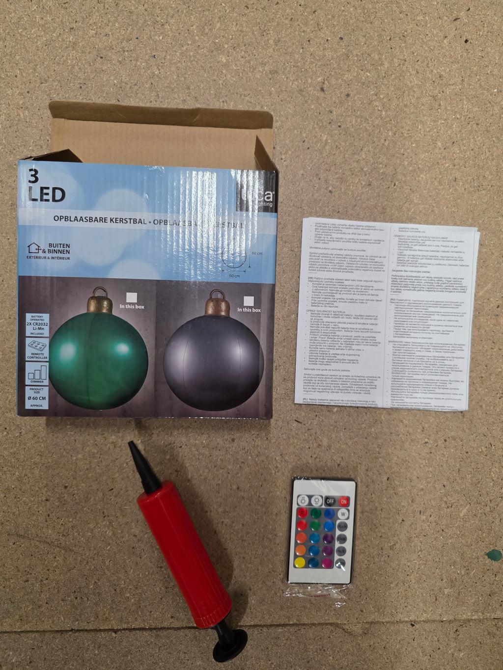 L E D Inflatable Bauble 60cm Gold