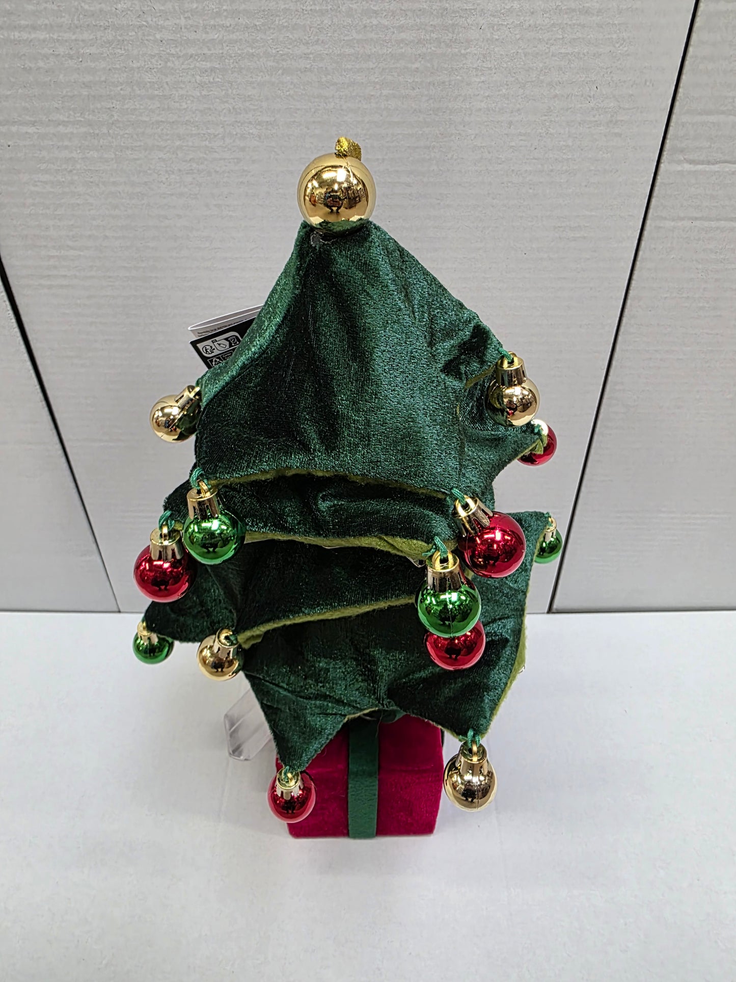 L E D Xmas Tree Green Battery 45x19cm