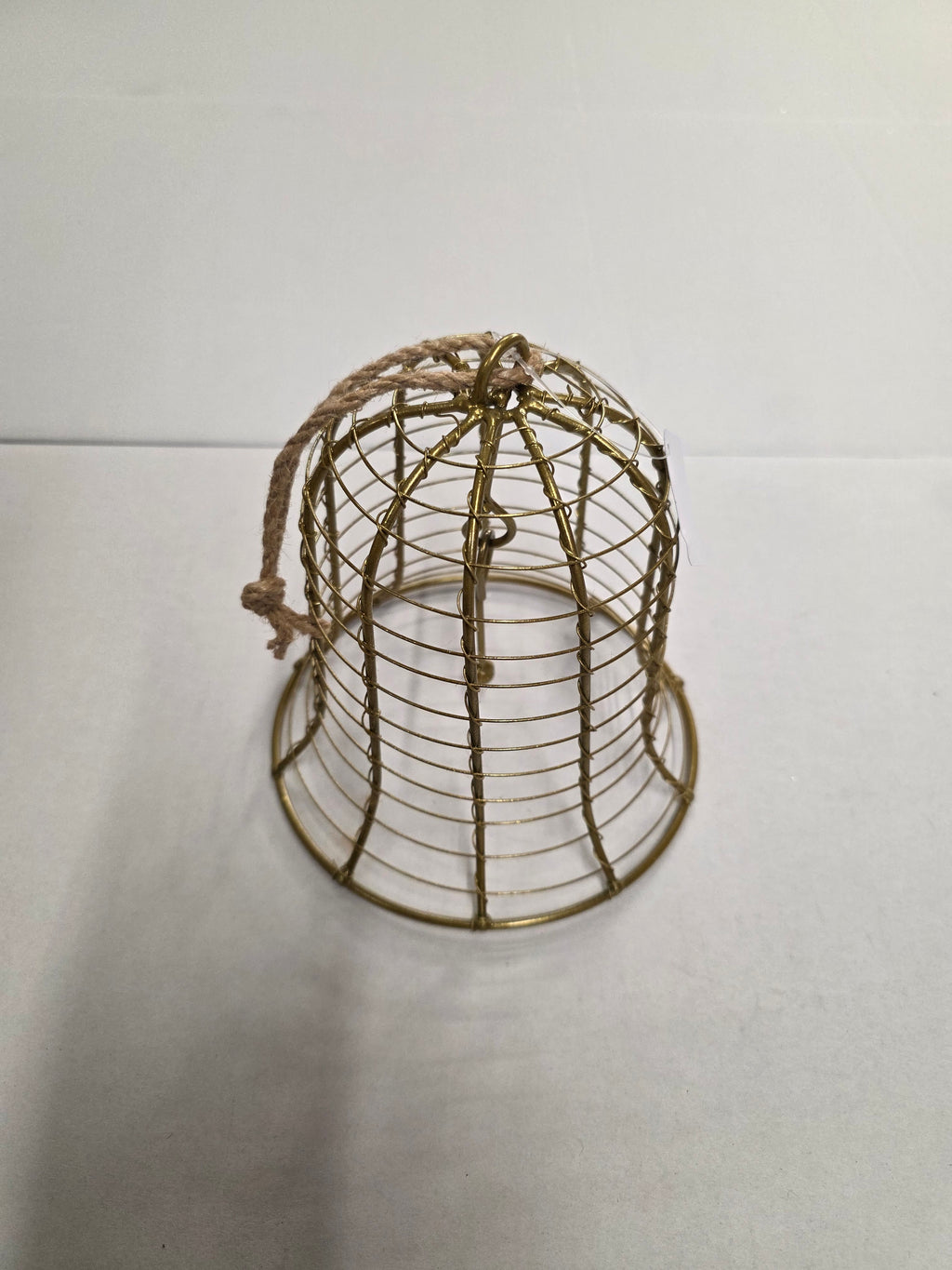 Metal Hanging Bell Gold 24x28cm