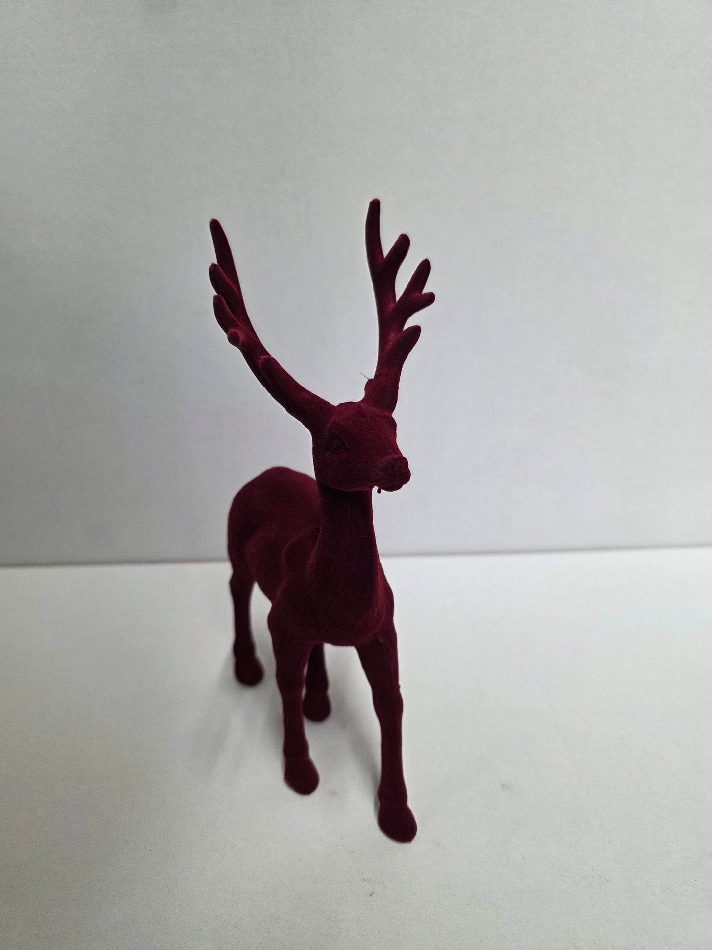 Standing Flock Deer Deep Red 21x13cm