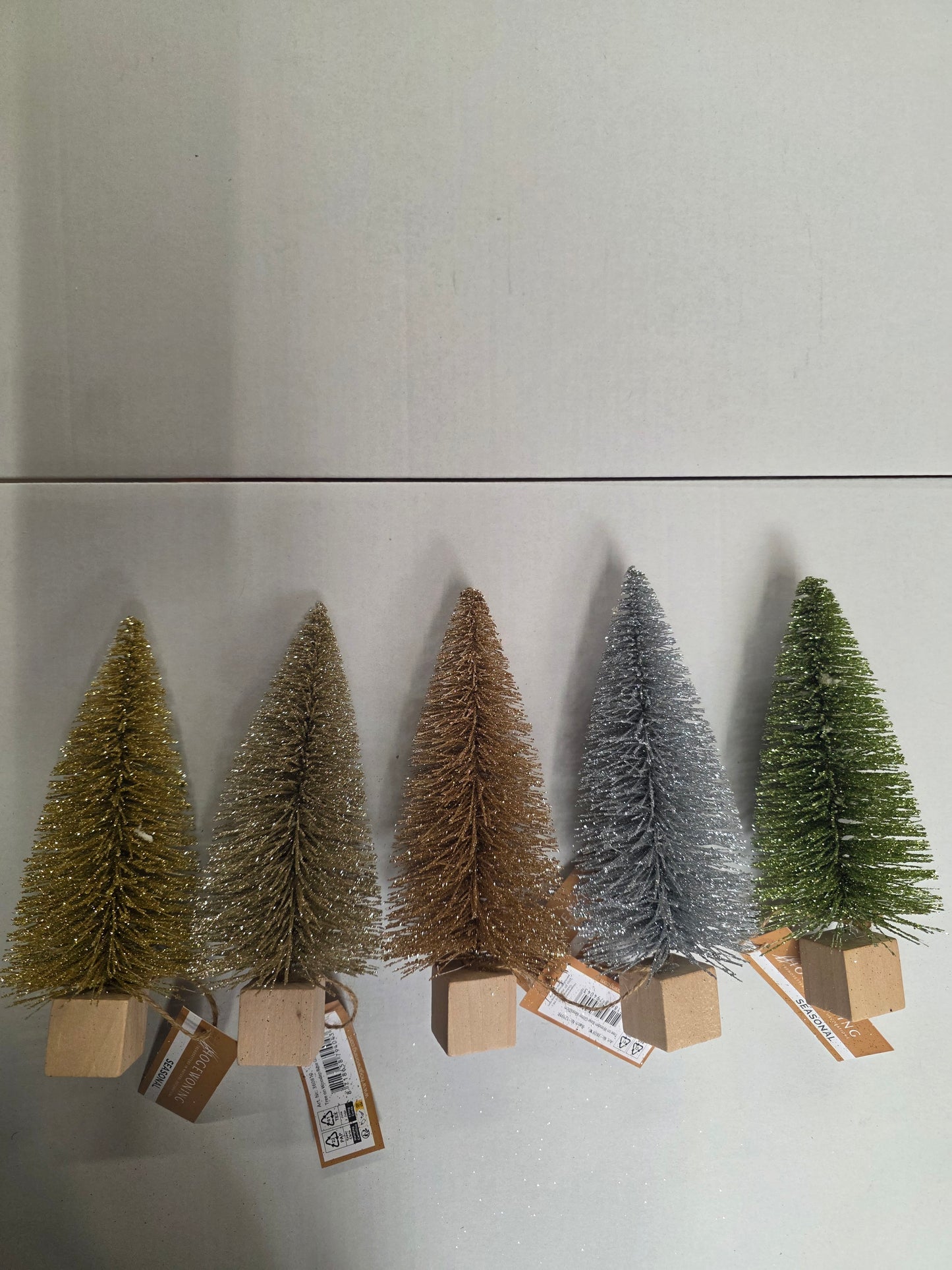 Tree On Wood Base Glitter Assorted 20cm