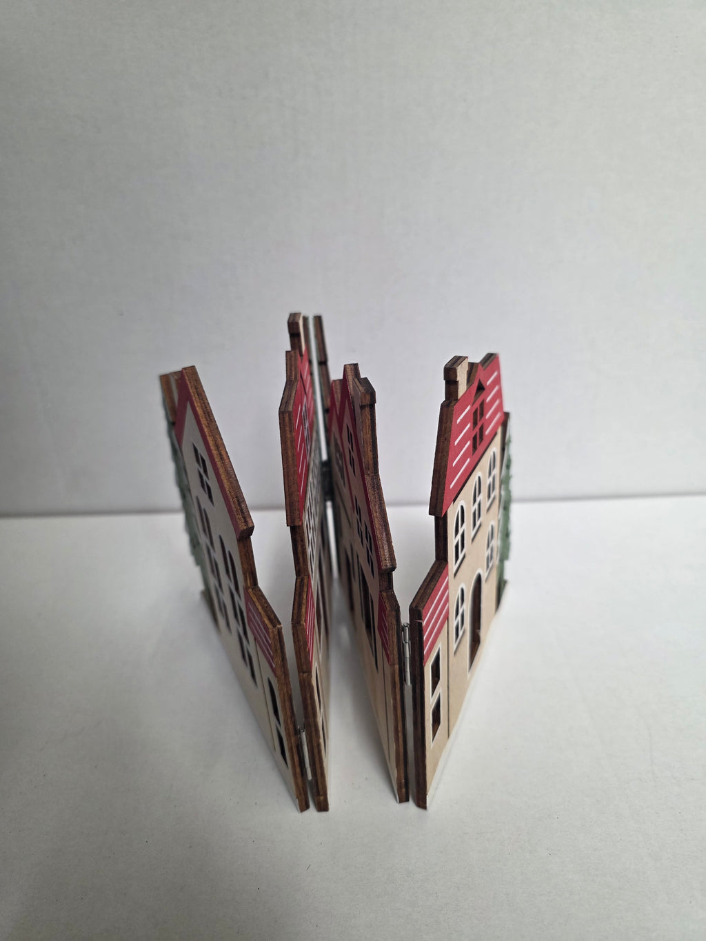Wooden Deco Stand Assorted 16x60cm