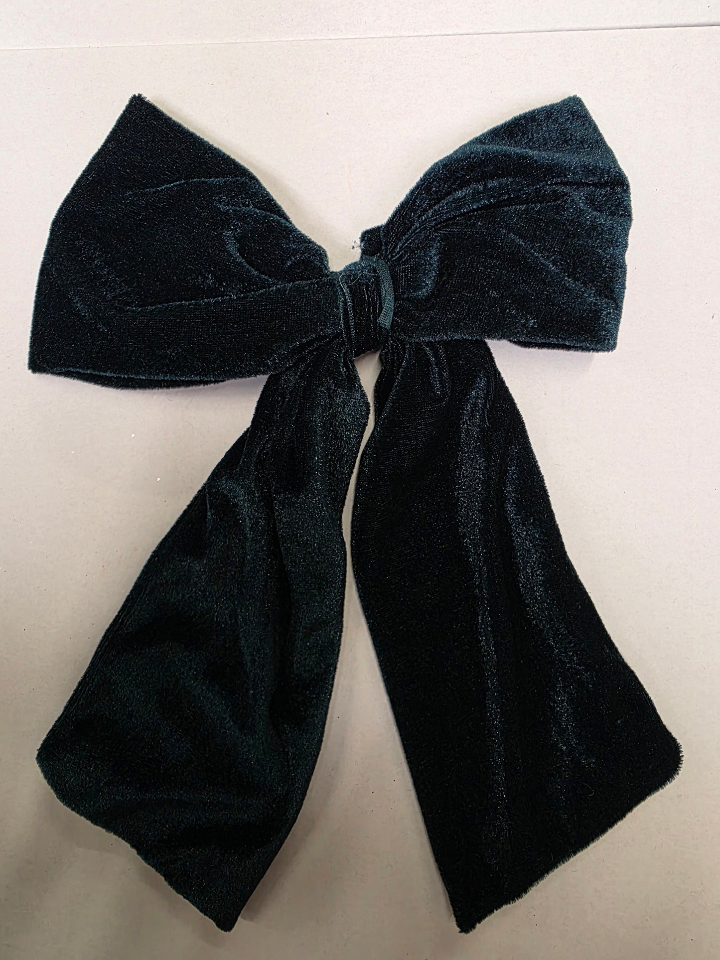 Bow Clip Velvet Green 31cm