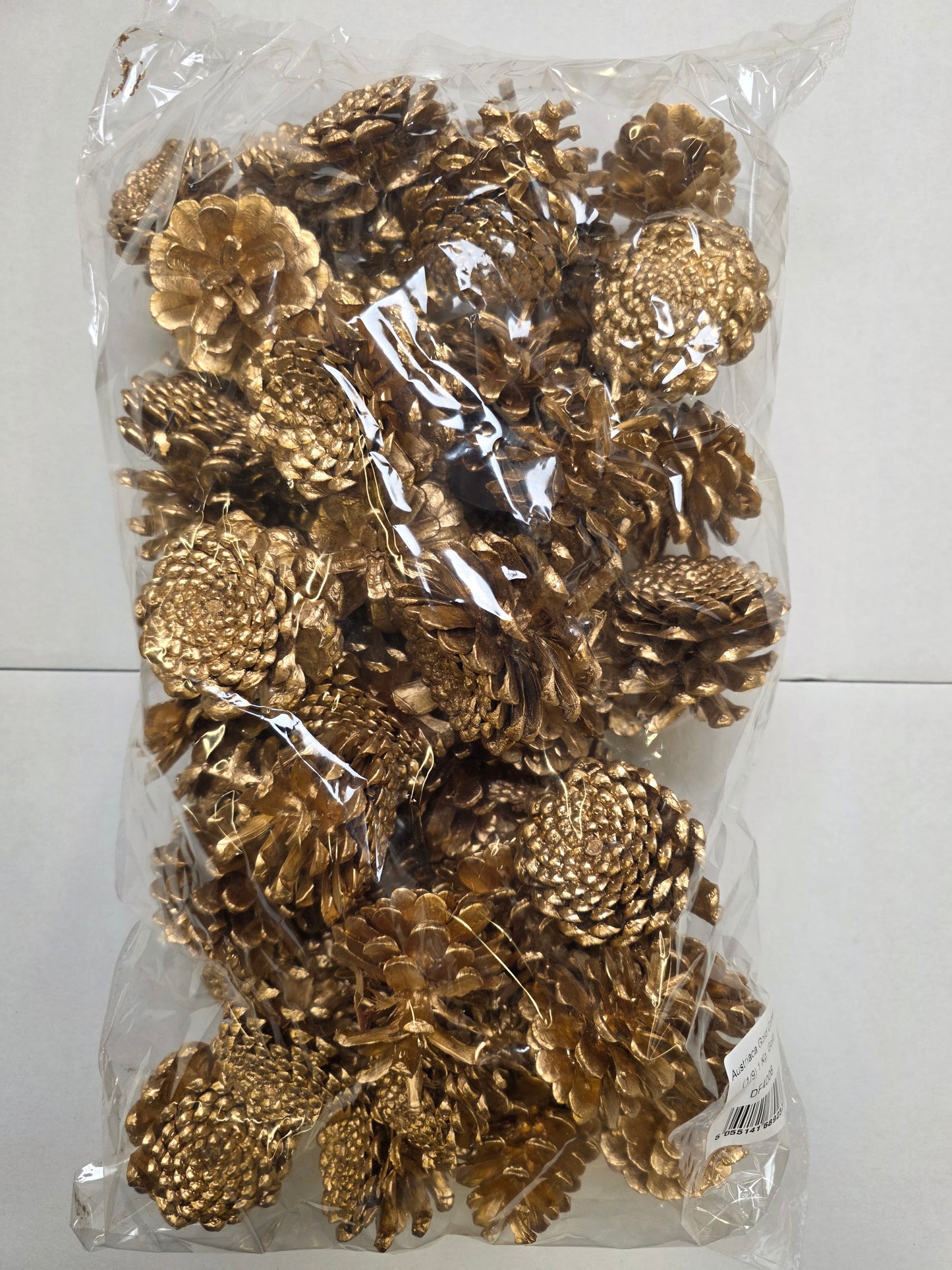 Dried Pine Cone Gold 1kg