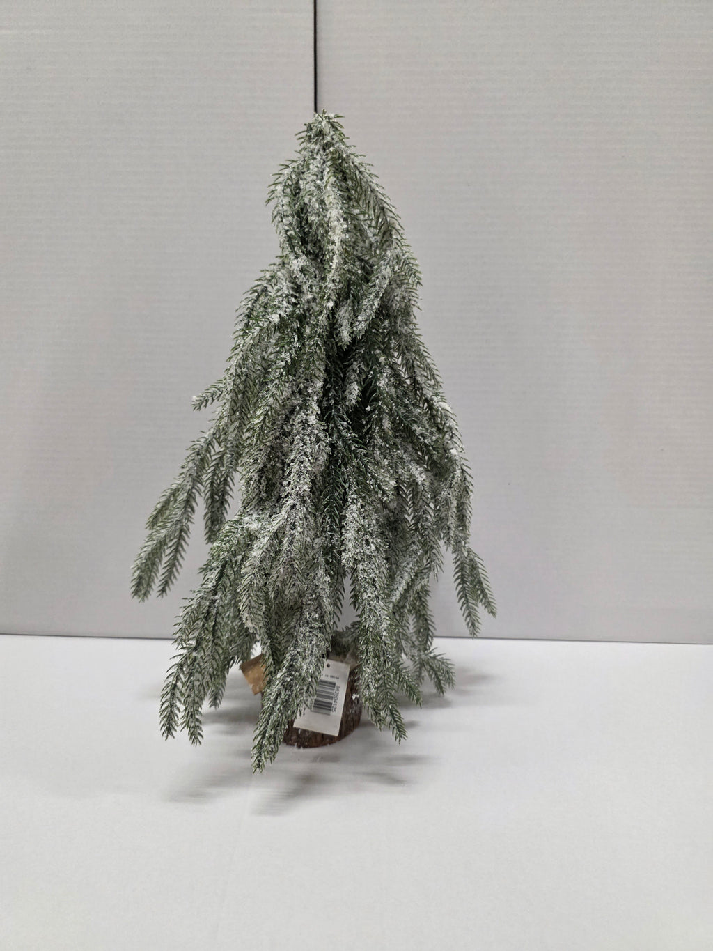 Tree Frosted With Snow 45x25cm
