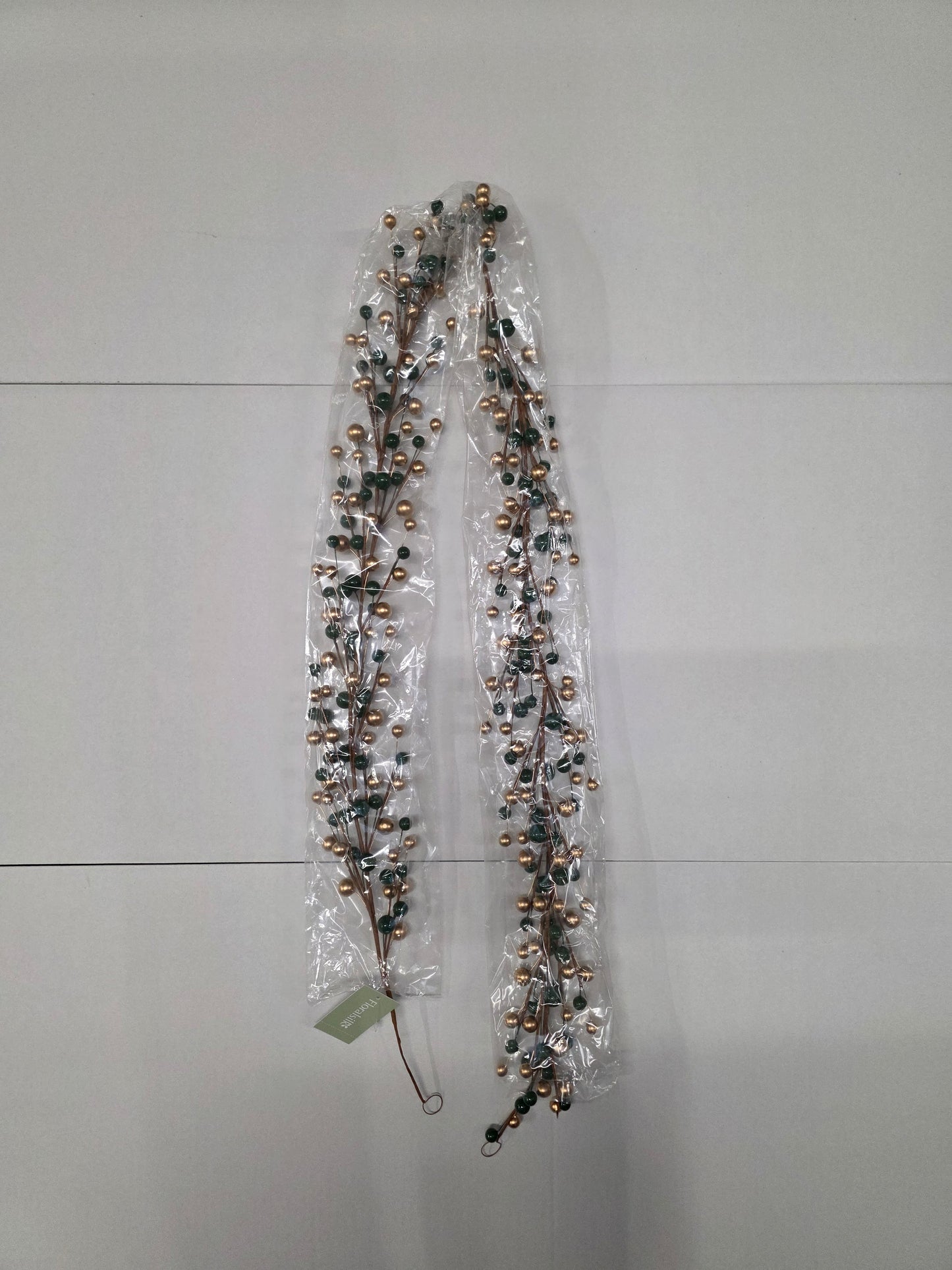 Garland Classic Berry Green & Gold 150cm