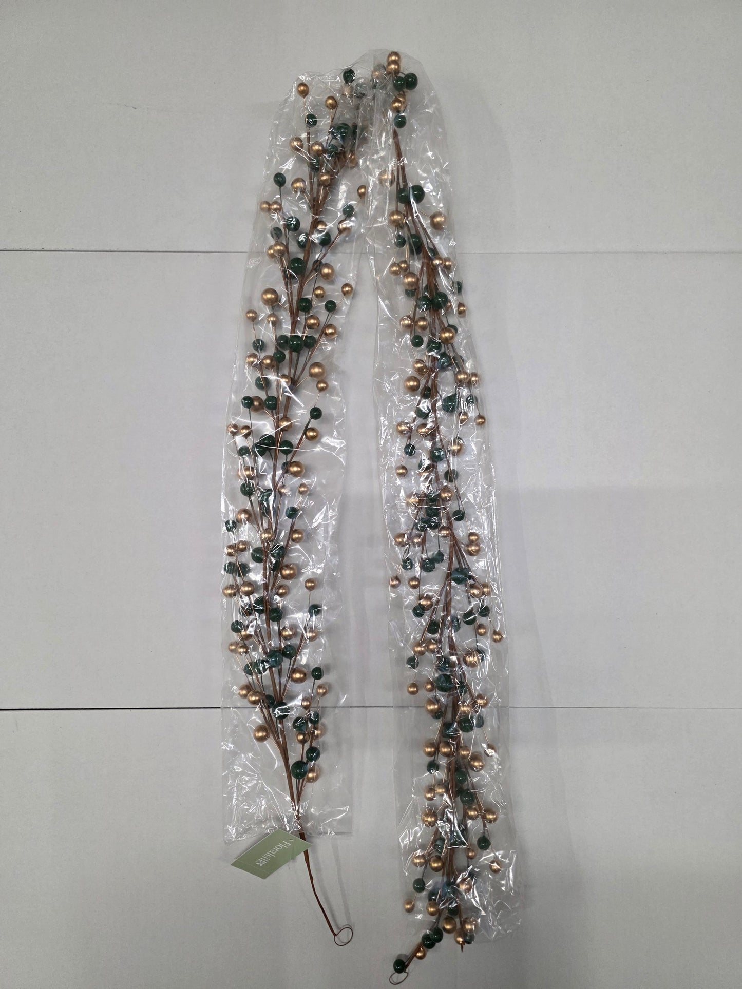 Garland Classic Berry Green & Gold 150cm