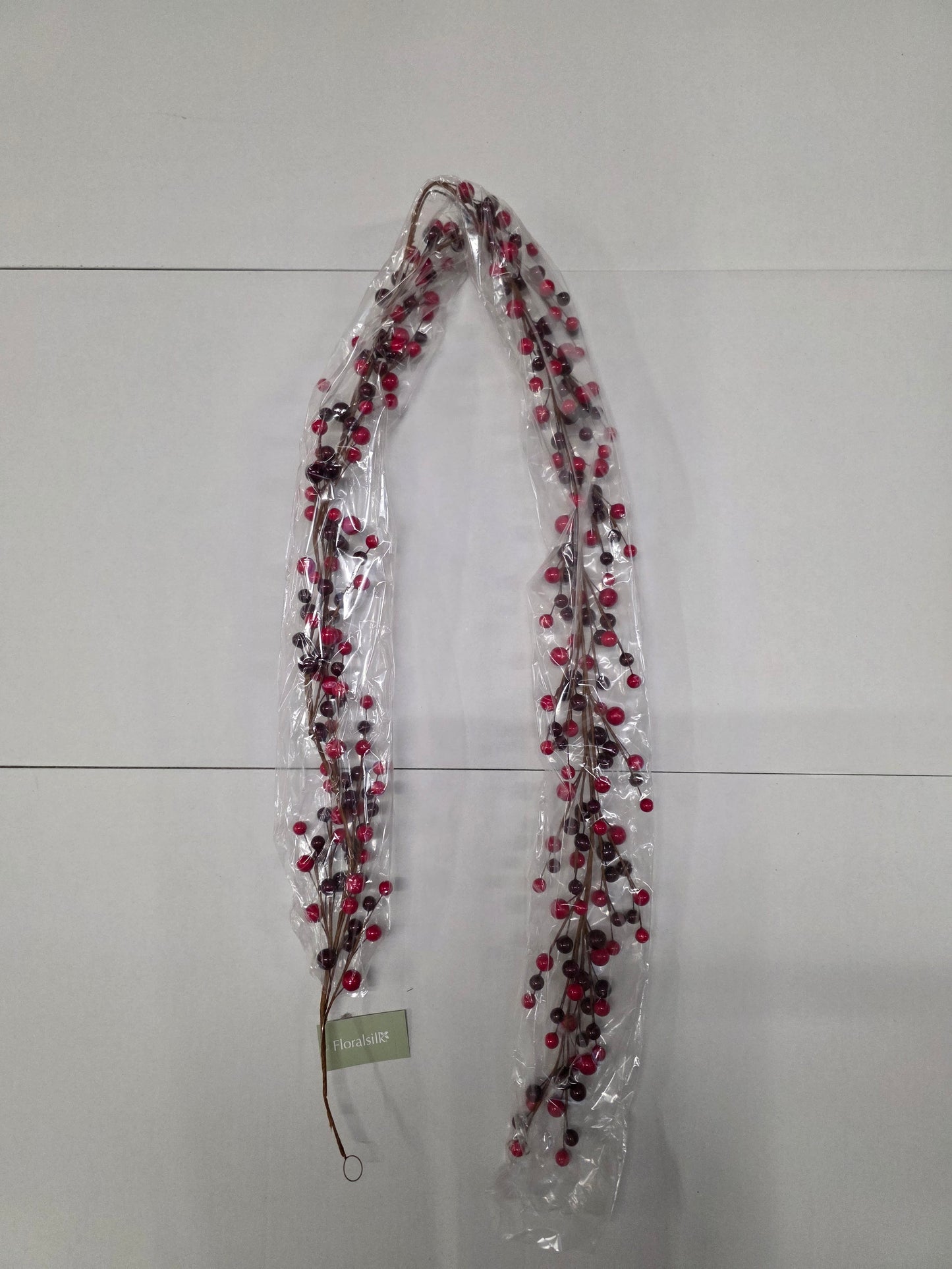 Garland Classic Max Berry Red 150cm