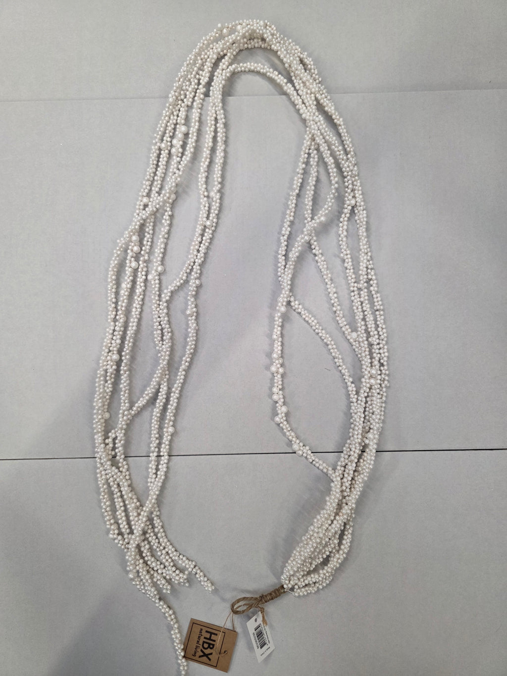 Garland Pearl White 140cm