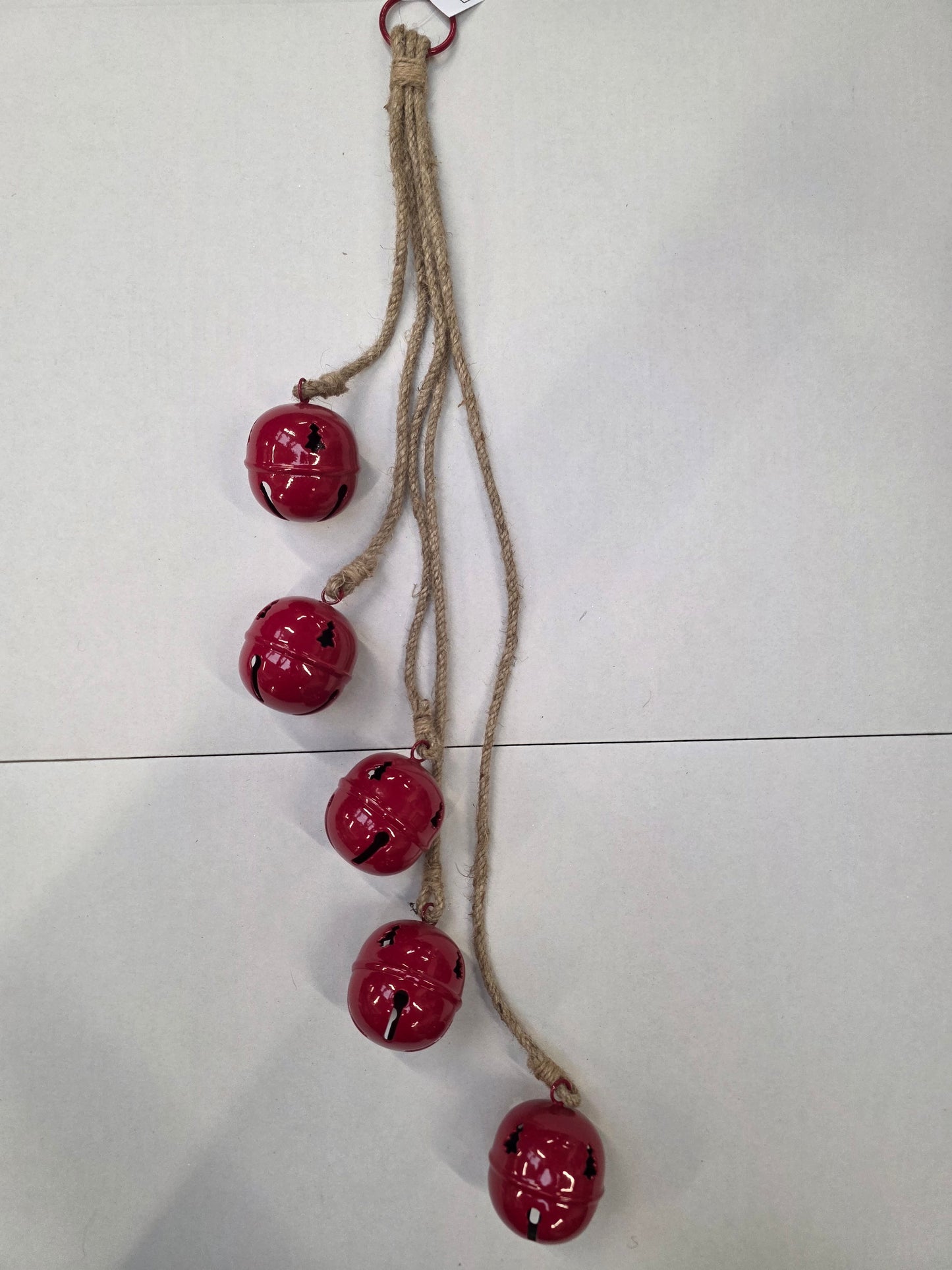 Garland Snowbell Red 60cm