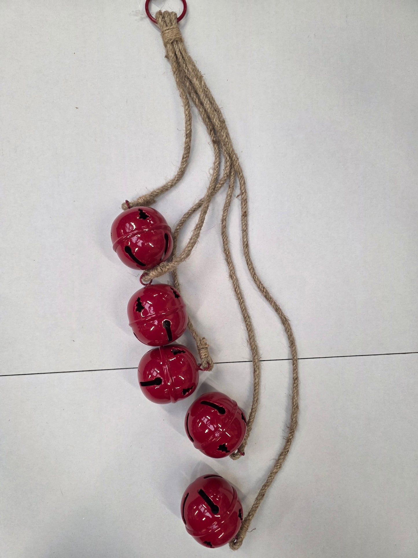 Garland Snowbell Red 60cm